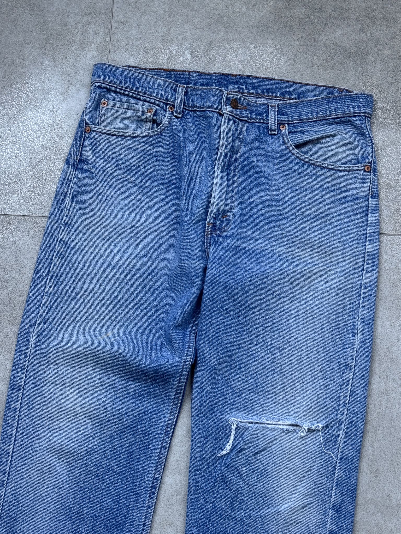 Levi's Vintage Levi's Blue Denim Jeans Size US 36 / EU 52 - 3 Thumbnail