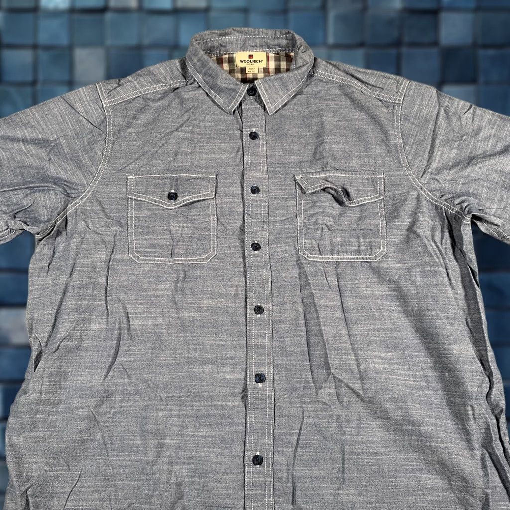 Vintage Woolrich Shirt Mens XXL Blue Chambray Short Sleeve Button Front Cotton Casual Size US XXL / EU 58 / 5 - 1 Thumbnail