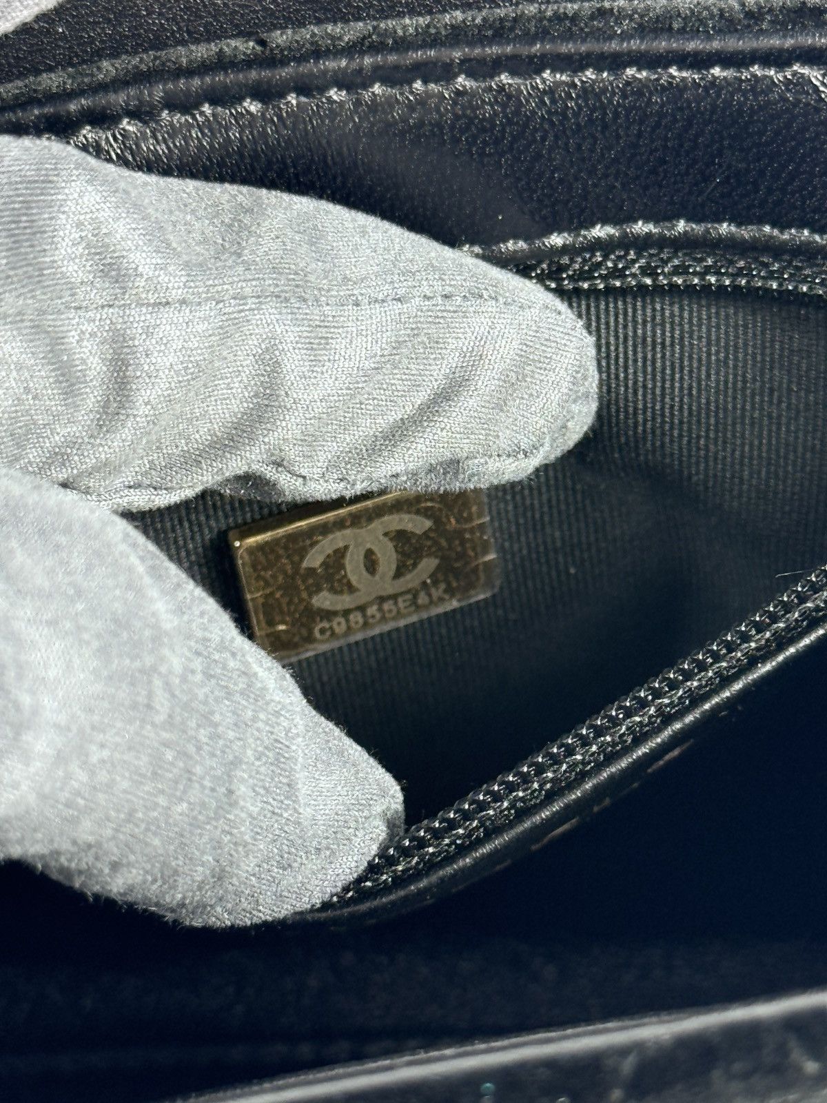 Chanel SMALL CHANEL VELVET SHOPPER TOP HANDLE BAG Size ONE SIZE - 10 Thumbnail