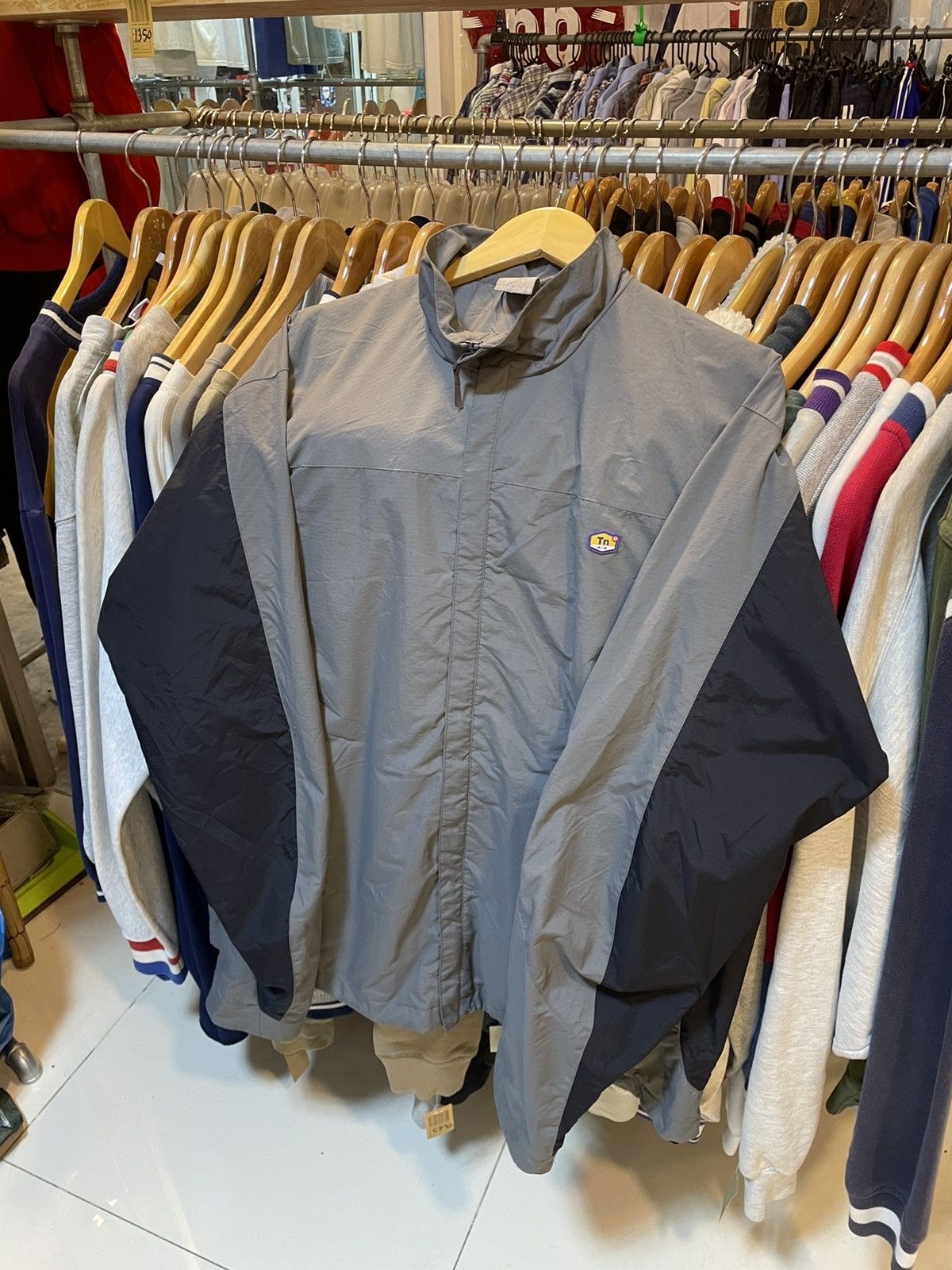Nike Y2K Nike TN Windbreaker Jacket Size US XL / EU 56 / 4 - 1 Thumbnail