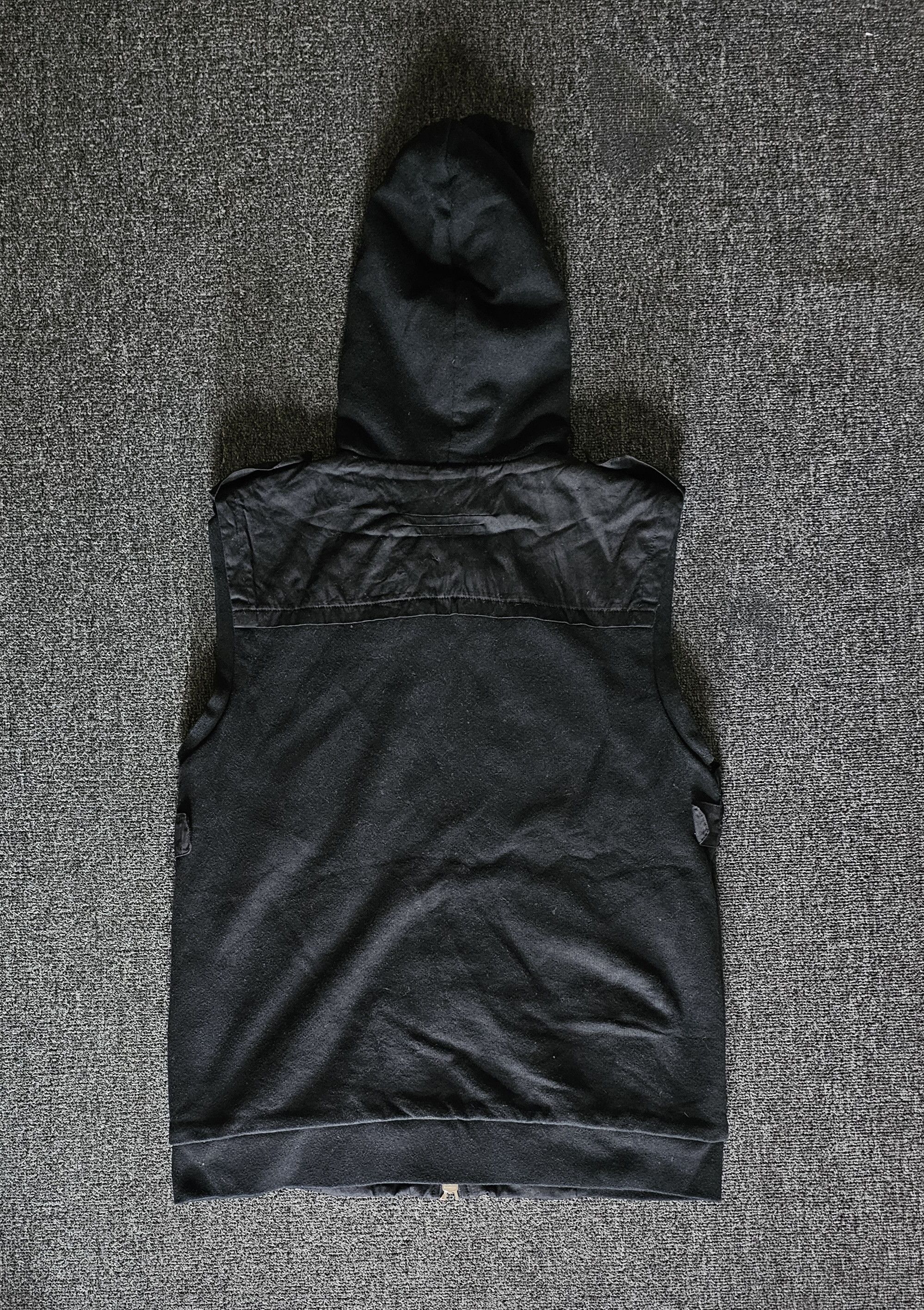 Balmain Balmain Sand Military Sleeveless Hoodie Size XL Size US L / EU 52-54 / 3 - 3 Thumbnail
