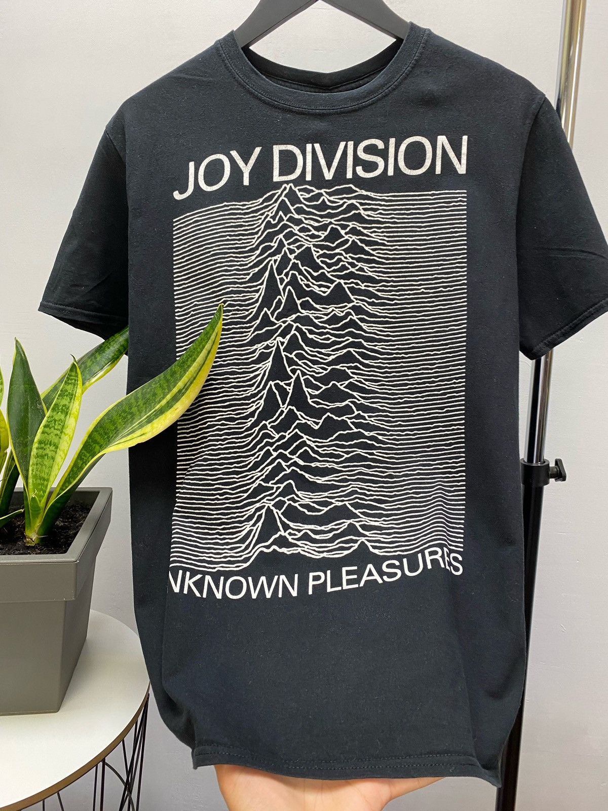 Band Tees × Joy Division Joy Division Unknown Pleasures Band T Shirt Size US L / EU 52-54 / 3 - 11 Thumbnail