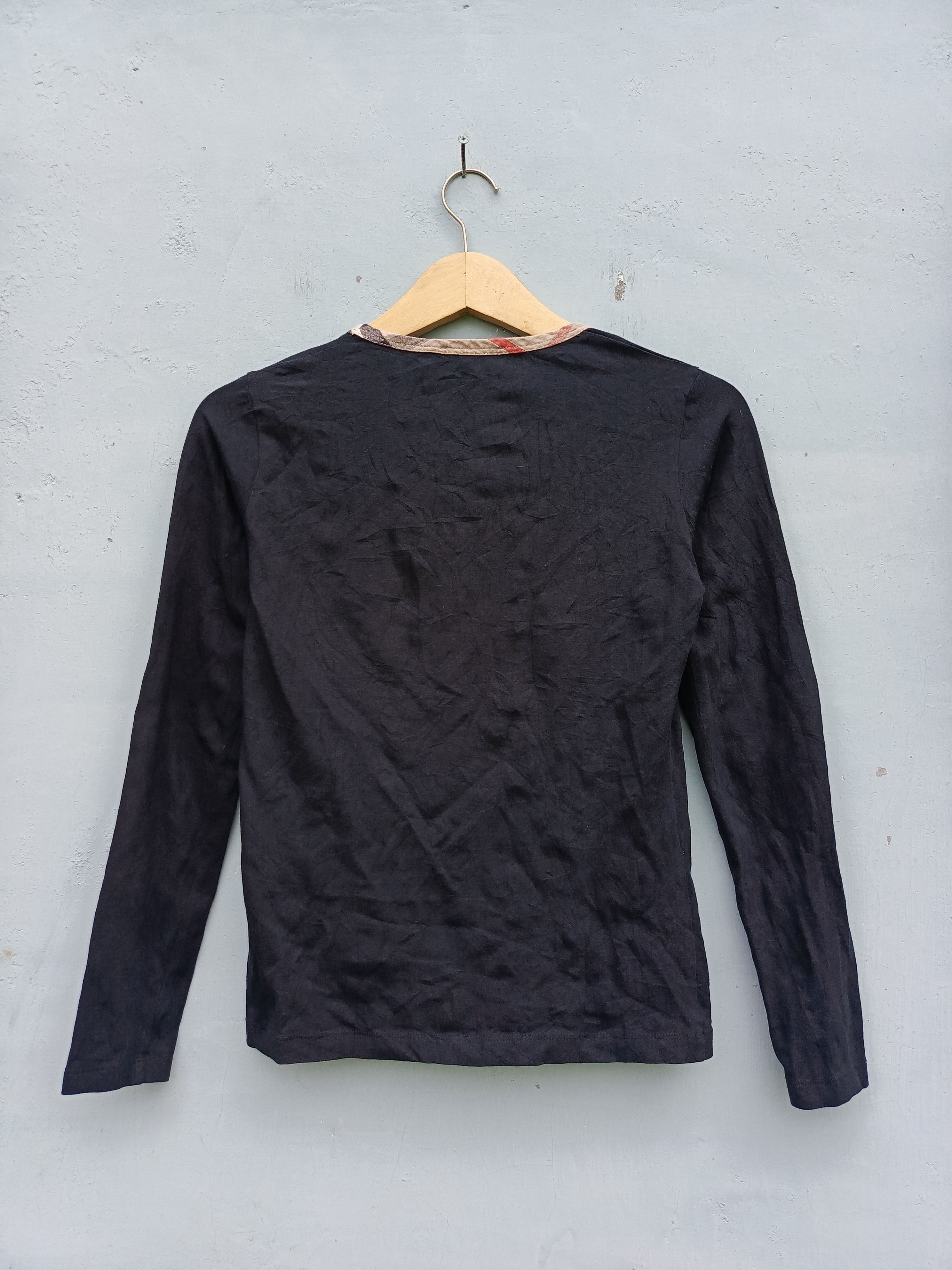Burberry Burberry London basic black long sleeve tshirt Size XS / US 0-2 / IT 36-38 - 7 Thumbnail