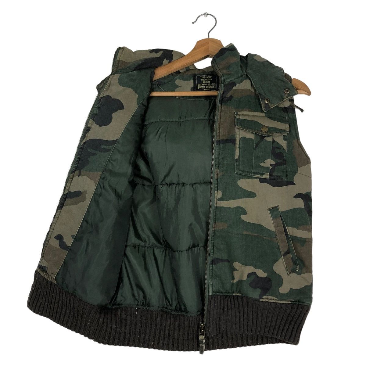 Japanese Brand 🔥BIKER PARACHUTE BONDAGE DESIGN TANK TOP MILITARY CAMO Size US L / EU 52-54 / 3 - 12 Thumbnail