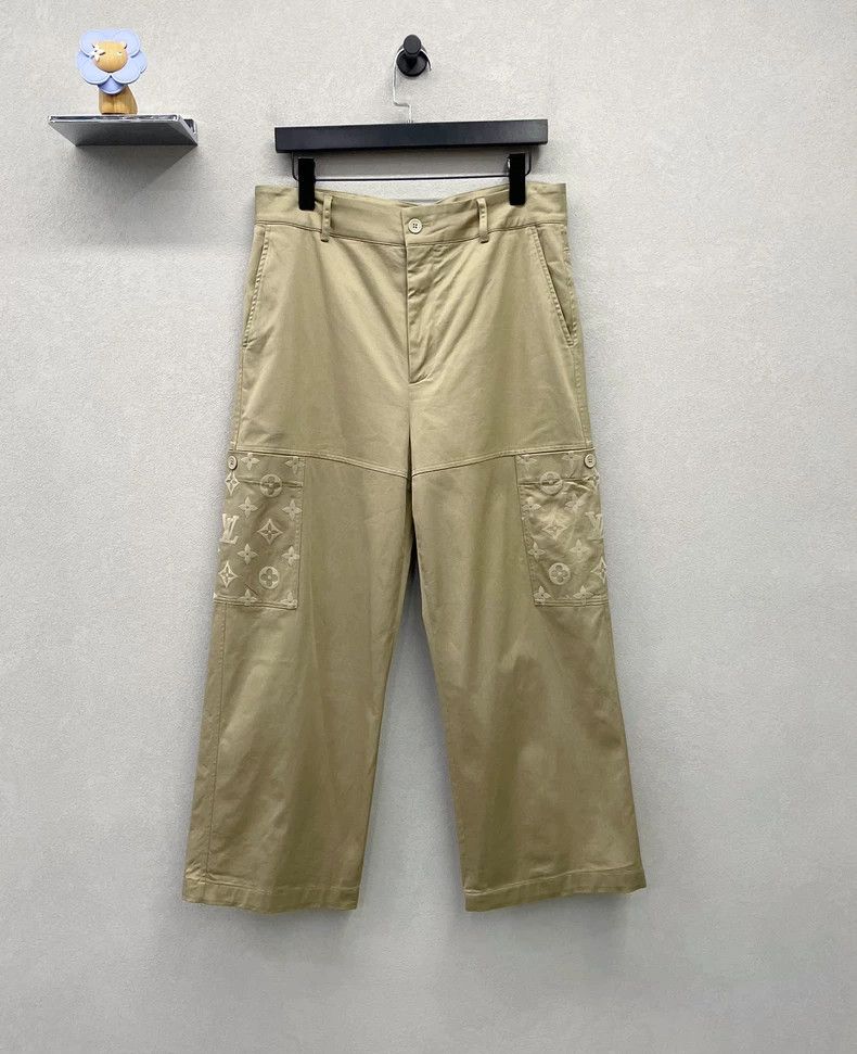 Louis Vuitton size US 50 Flocked khaki pants 2503-Nextarro