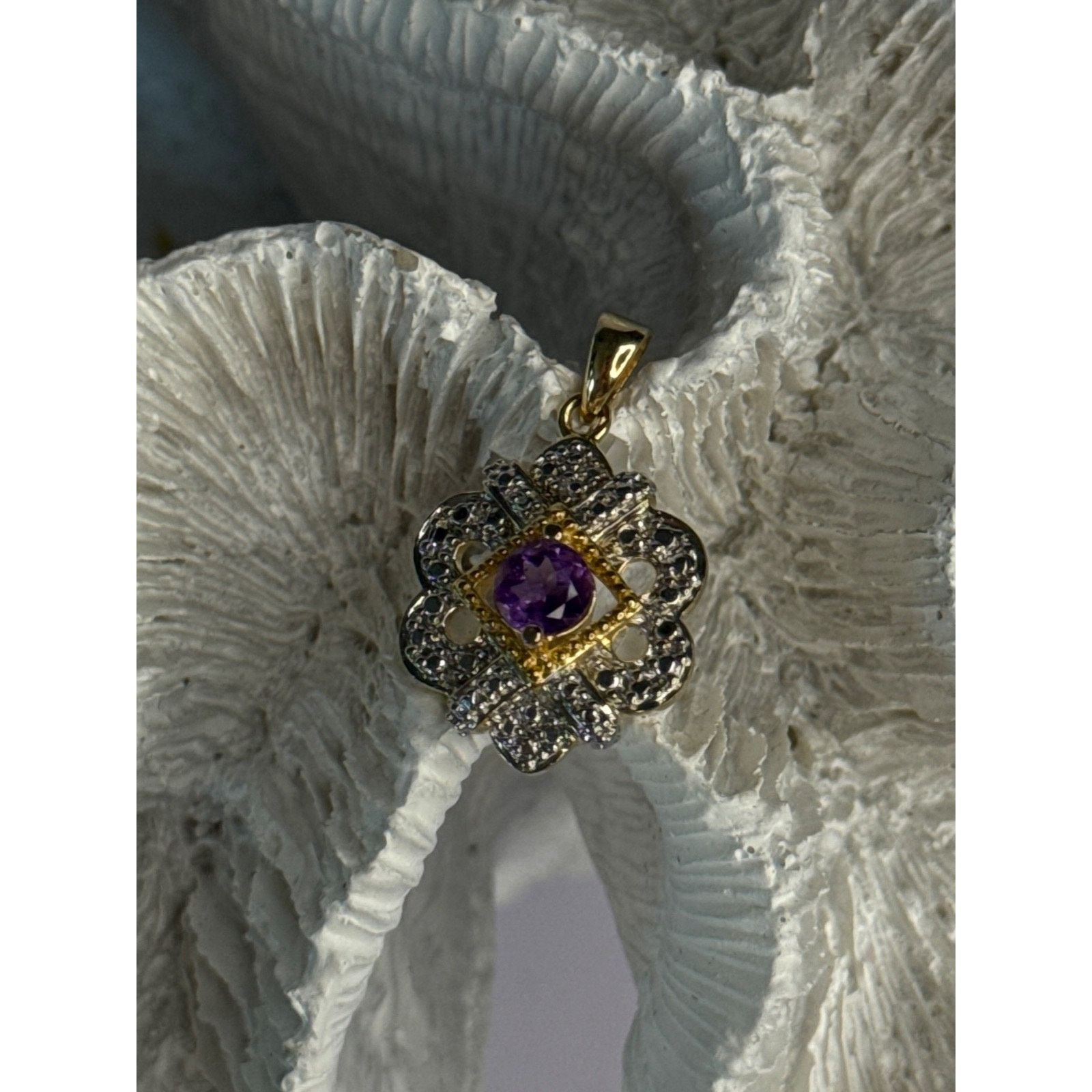 925 STERLING SILVER GOLD PLATED AMETHYST PENDANT