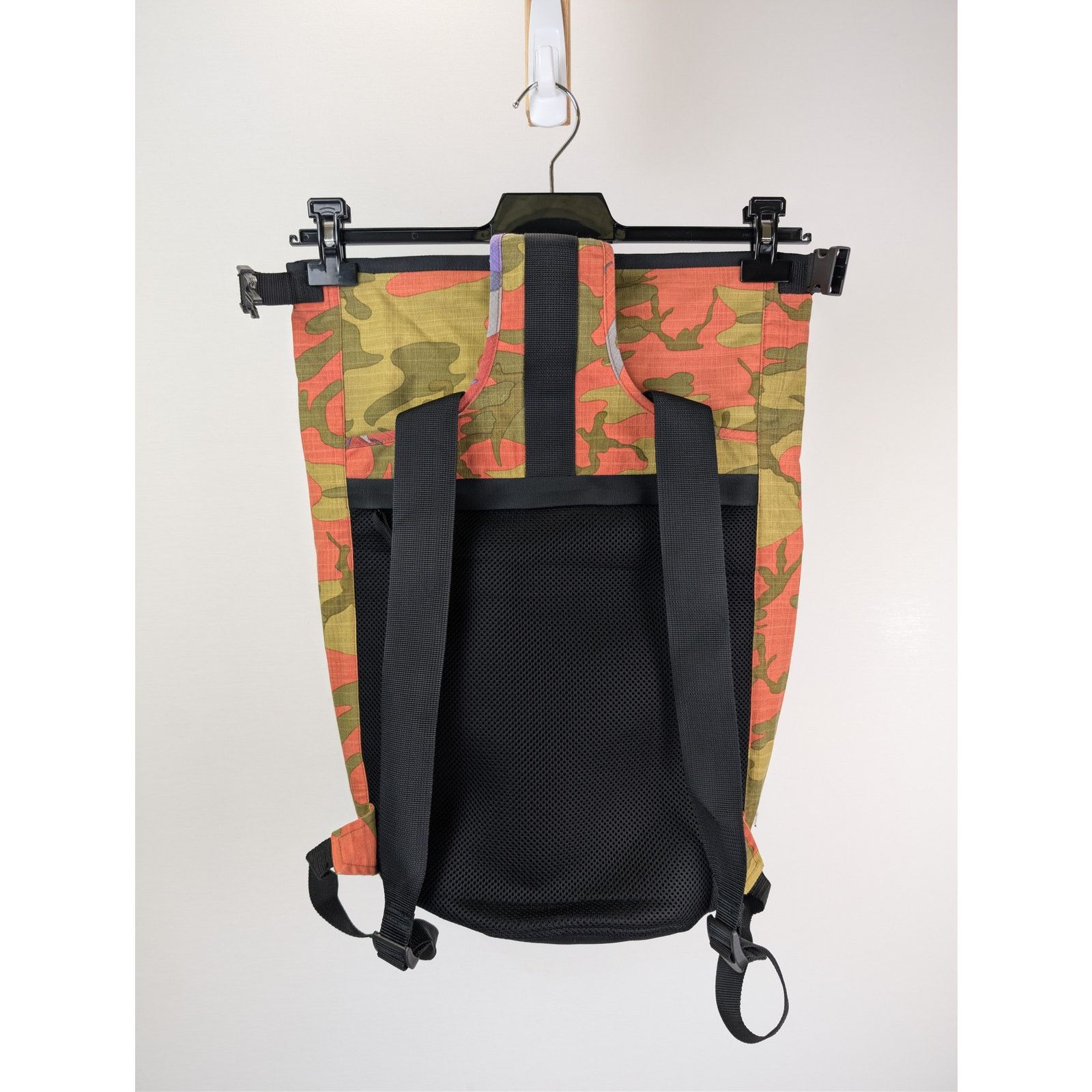 Stone Island o1rshd1 Heritage Camo Ripstop Nylon Watro Backpack Orange Size ONE SIZE - 12 Thumbnail