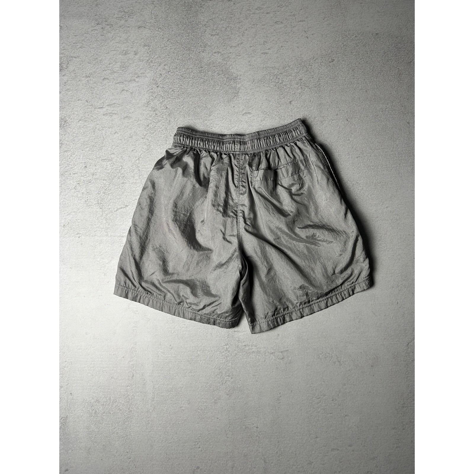 Champion Vintage Champion Grey Track Shorts - Men's Medium Size US 26 / EU 42 - 2 Thumbnail