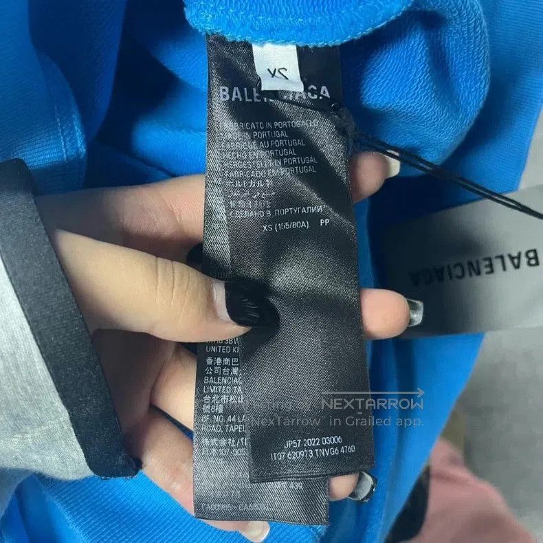 Balenciaga Balenciaga Blue Logo Print Hoodie. Size US S / EU 44-46 / 1 - 6 Thumbnail