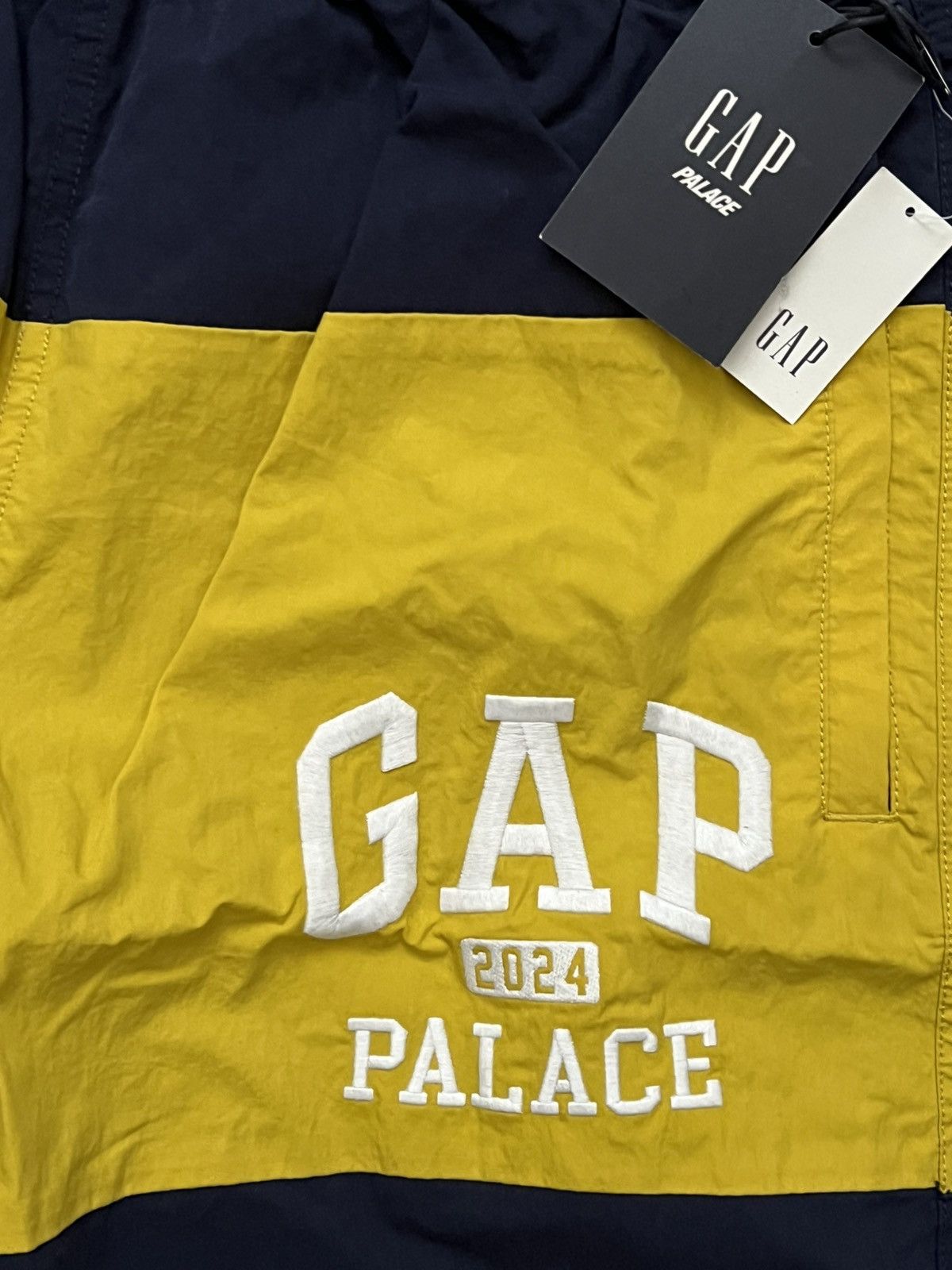 Gap × Palace Gap x Palace Collaboration Shorts L Navy Size US 34 / EU 50 - 11 Thumbnail