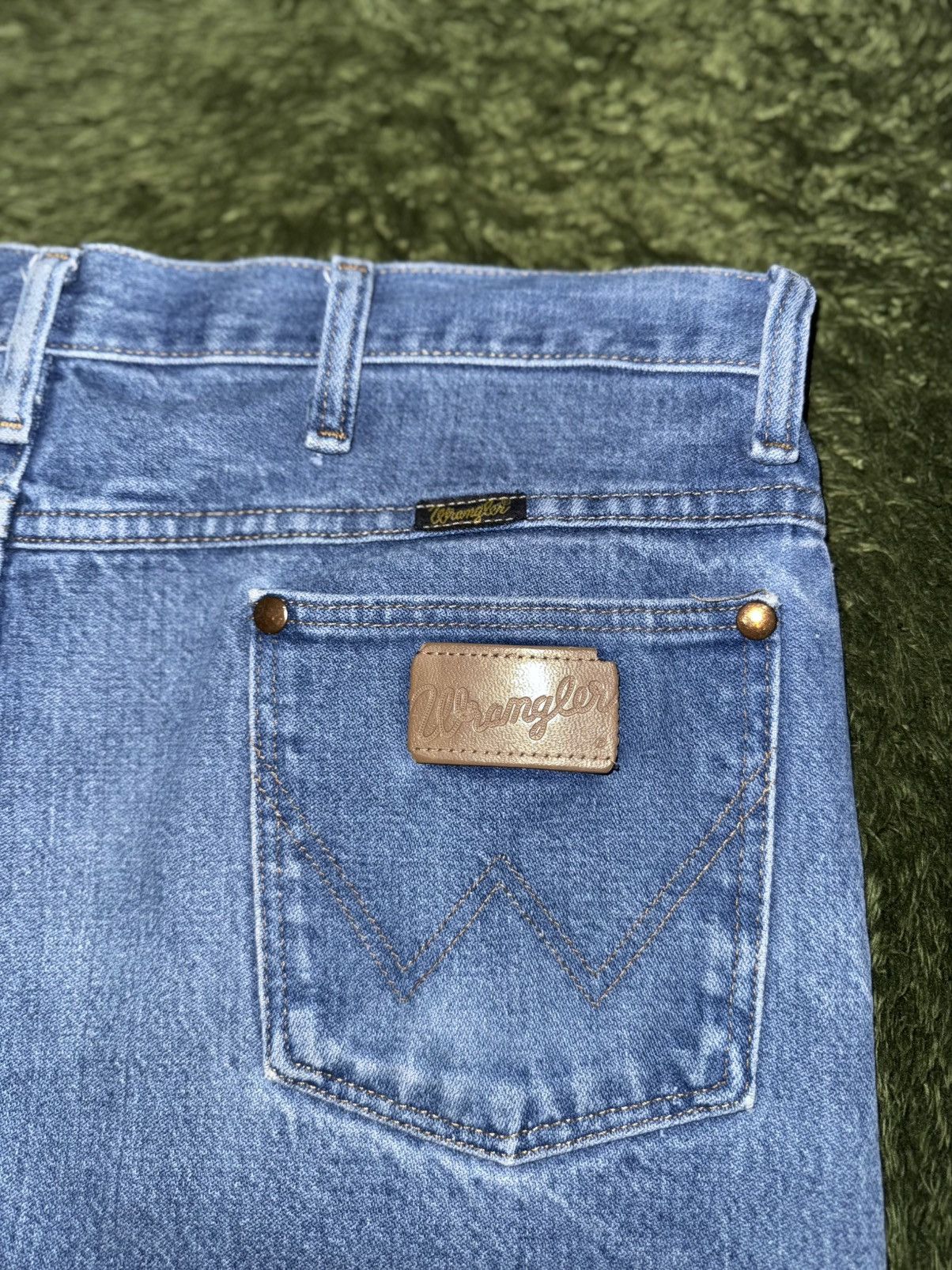 Wrangler [38X32] Wrangler USA Original Vintage Washed Denim Pants Size US 38 / EU 54 - 9 Thumbnail