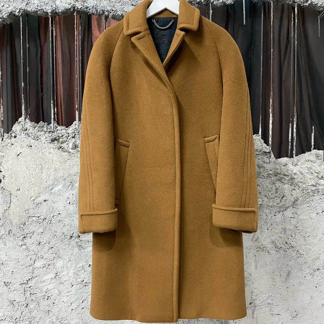 Burberry BURBERRY One Size Winter dark brown wool Women's long coat Size M / US 6-8 / IT 42-44 - 1 Thumbnail