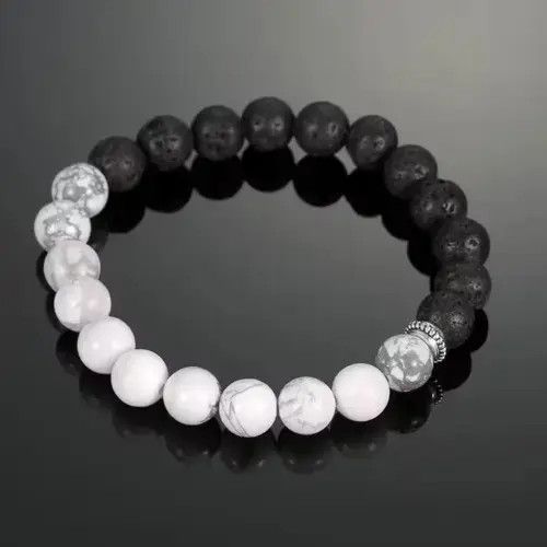 Jewelry Black n White Beaded Bracelet Size ONE SIZE - 2 Thumbnail