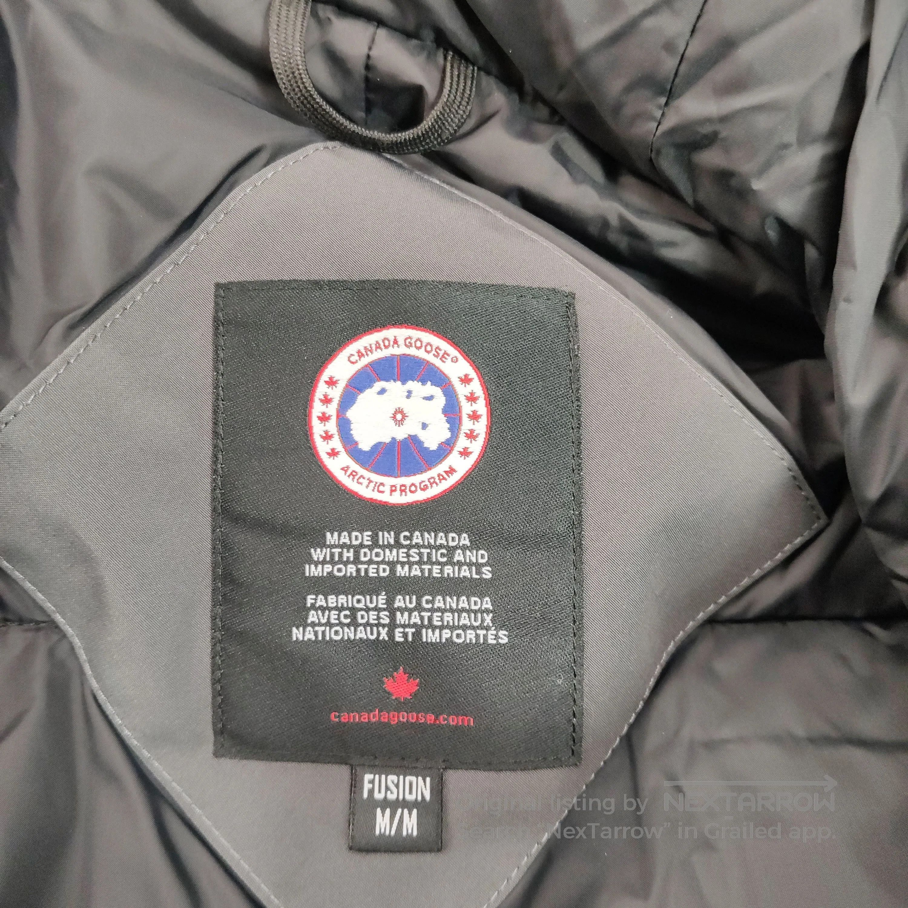 Canada Goose Canada Goose XS Logo Zip Hooded Down Jacket. Size US M / EU 48-50 / 2 - 7 Thumbnail