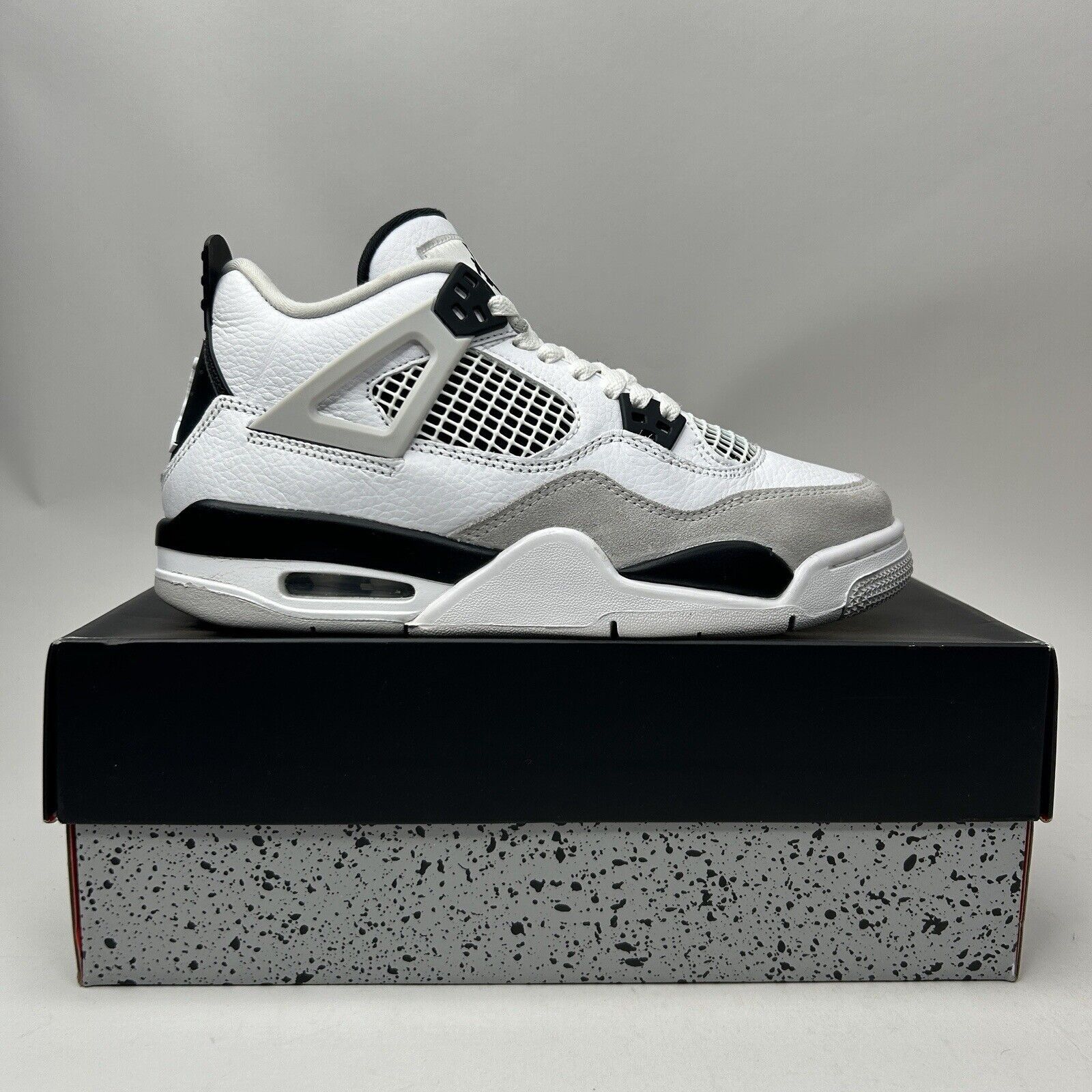 Jordan Brand Nike Air Jordan 4 Retro GS “Military Black” 2023 Size US 8.5 / IT 38.5 - 5 Thumbnail