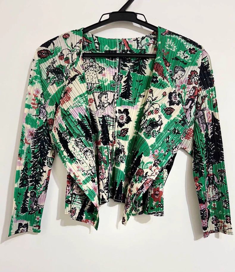 Issey Miyake Issey Miyake size:3 A medieval green Little Red Riding Hoo Size S / US 4 / IT 40 - 2 Thumbnail