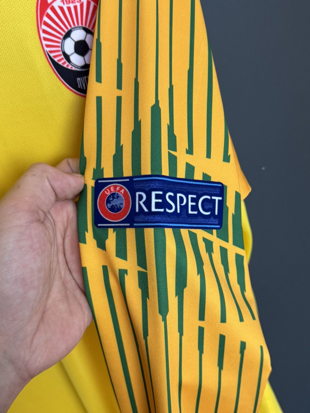 Nike Zorya Luhansk Match Worn Goalkeeper Shevchenko Football Shir Size US L / EU 52-54 / 3 - 6 Thumbnail