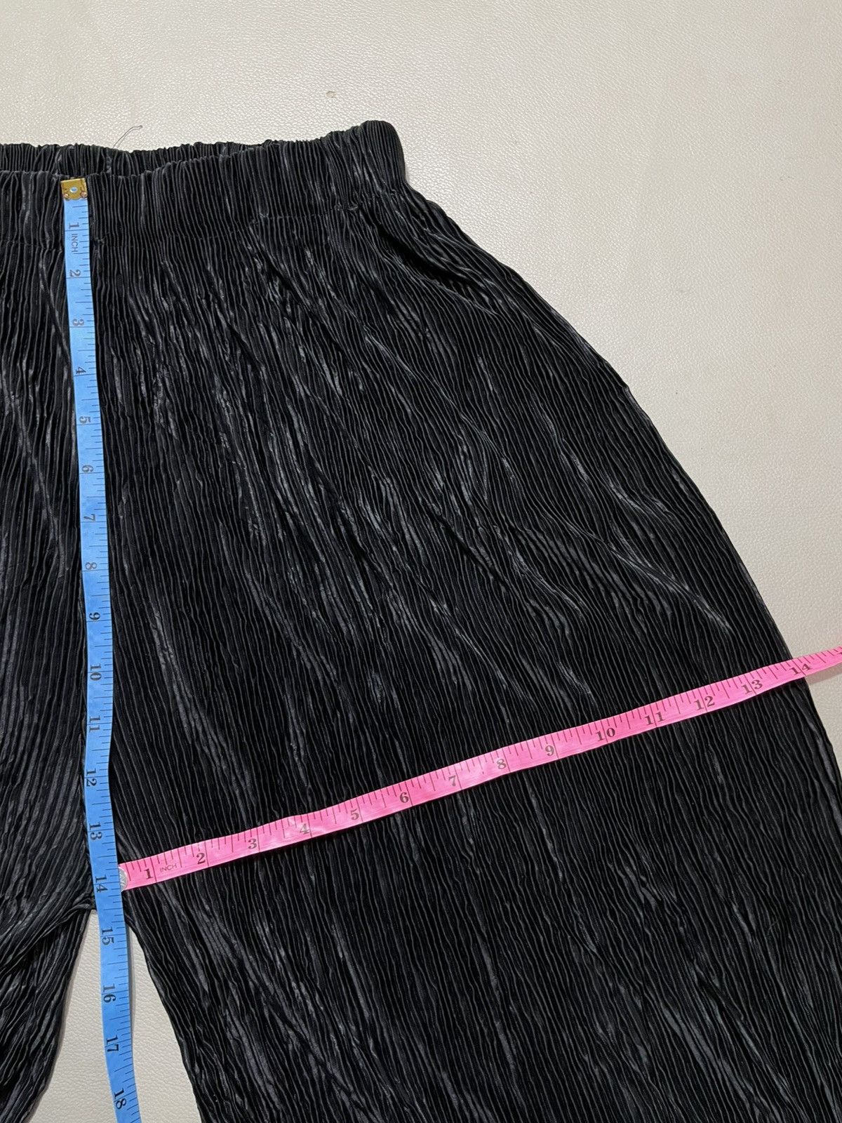 Designer × Issey Miyake True Alternative Black Pleated wide leg pants issey style Size 30" / US 8 / IT 44 - 6 Thumbnail