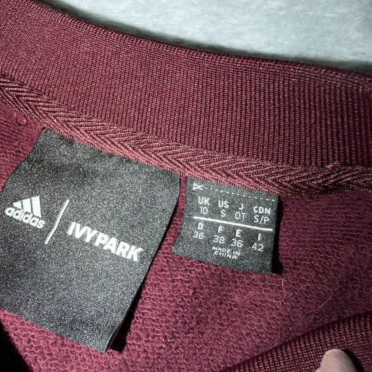 Adidas × Ivy Park adidas x IVY PARK Crew Sweatshirt Noble Maroon IVP LS Size S / US 4 / IT 40 - 8 Thumbnail