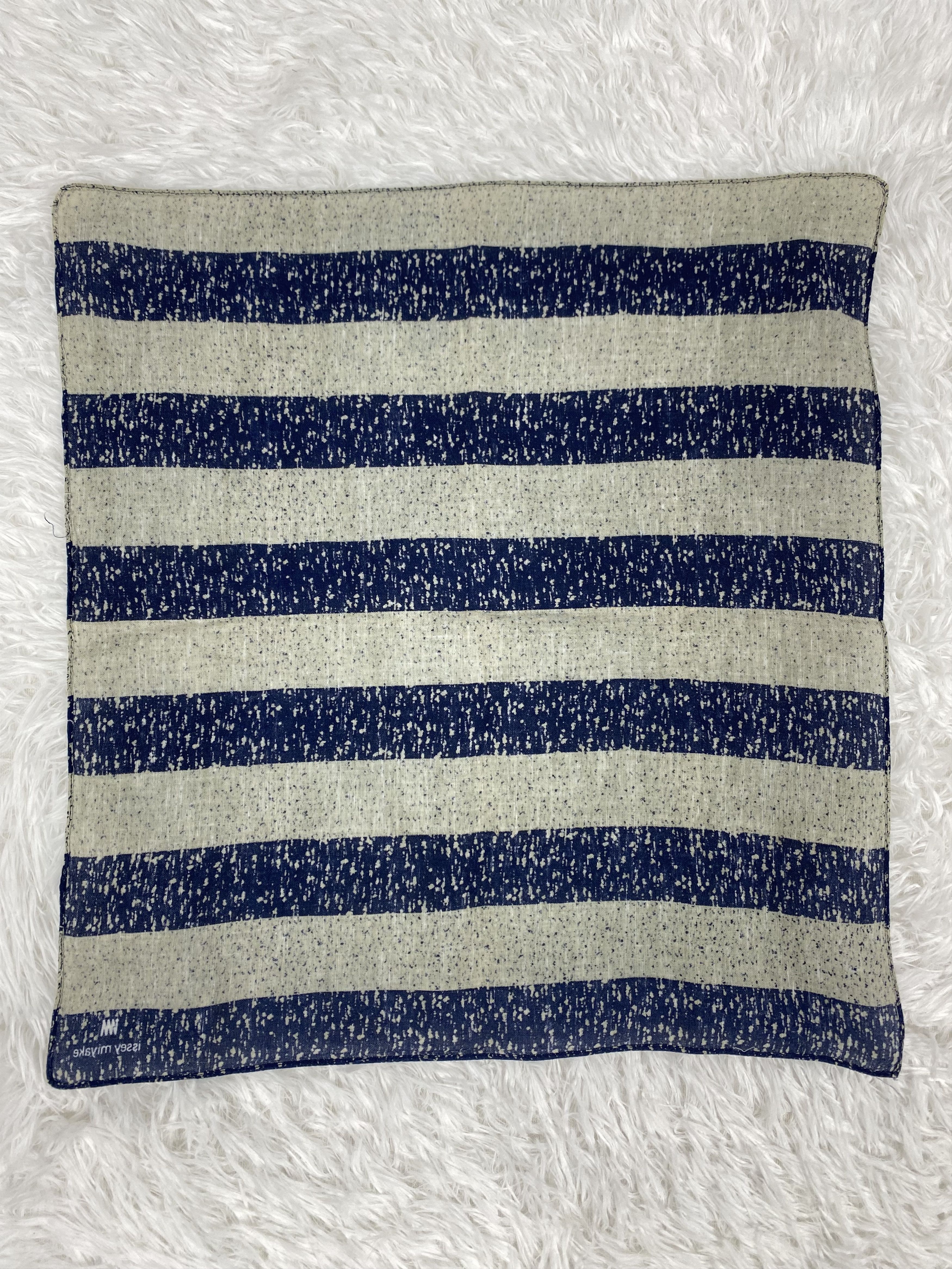 Issey Miyake Vintage Issey Miyake Handkerchief Neckerchief PH0476 Size ONE SIZE - 4 Thumbnail