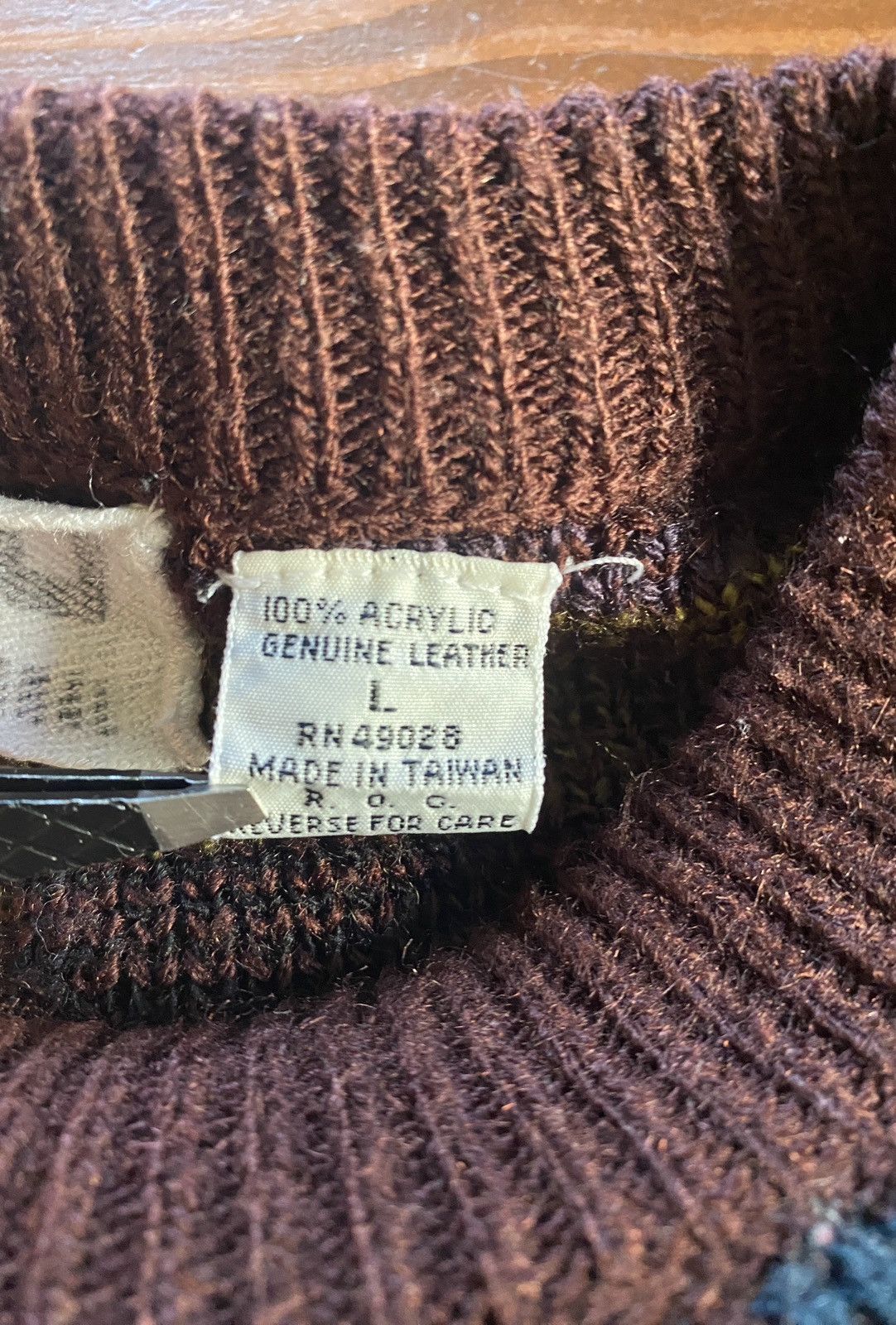Vintage Vintage 80’s MTO Patterned Leather Patch Knit Sweater Size US L / EU 52-54 / 3 - 8 Thumbnail