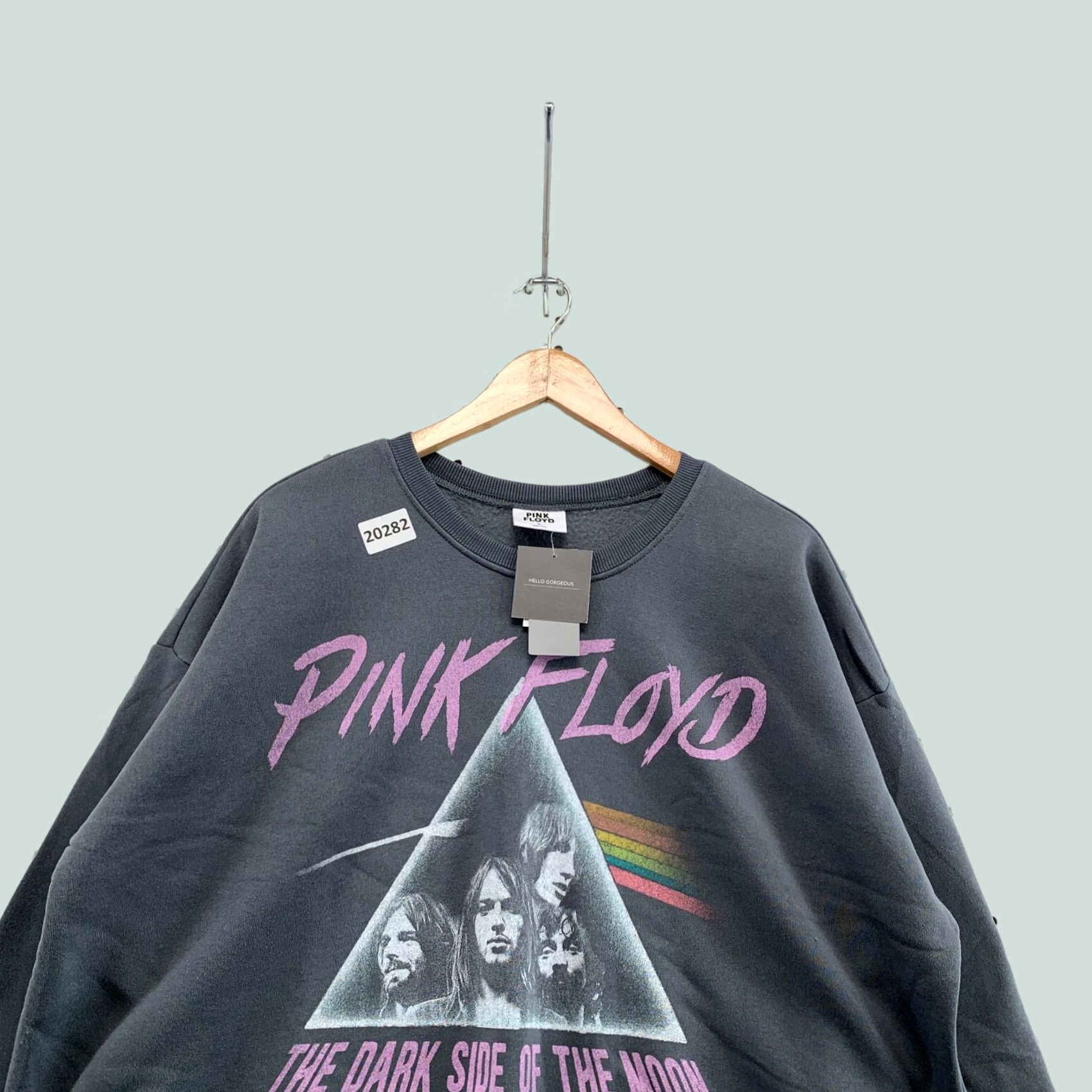 Vintage Pink Floyd Sweatshirt Gray Womens L Crew Neck Pullover NWT 28x22.5 Crewneck Sweatshirt Pullover Dark Gray 90s Concert Merch Womens Size L / US 10 / IT 46 - 1 Thumbnail