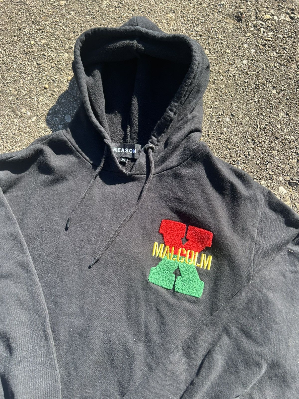 Reason × Vintage Reason Malcom X Black Red Green Gold Carpet Print Hoodie Size US XL / EU 56 / 4 - 8 Thumbnail