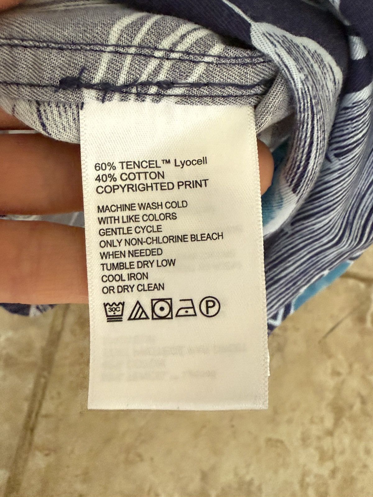 Tommy Bahama Tommy Bahama Blue and White Casual Button Down Shirt Size US XXL / EU 58 / 5 - 6 Thumbnail