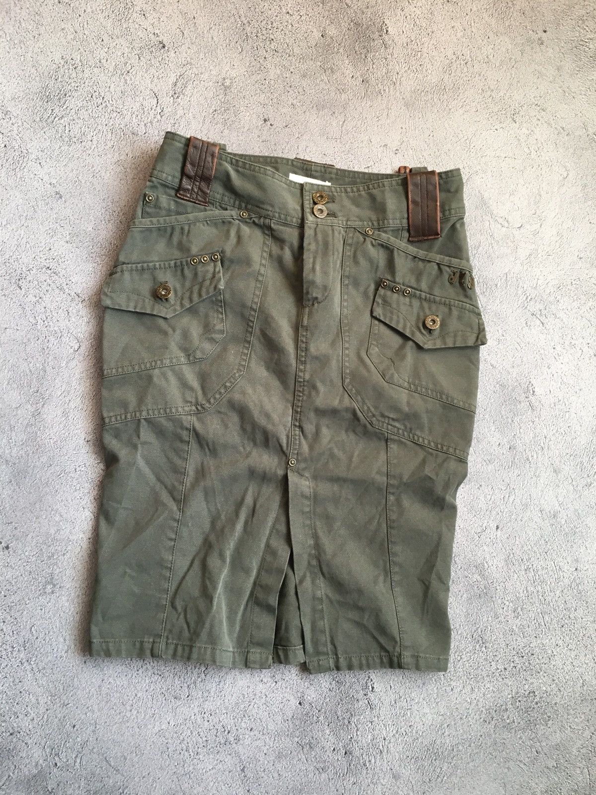 Diesel 🐜 Diesel Vintage Y2K Cargo Midi Skirt Size 27" / US 4 / IT 40 - 1 Thumbnail