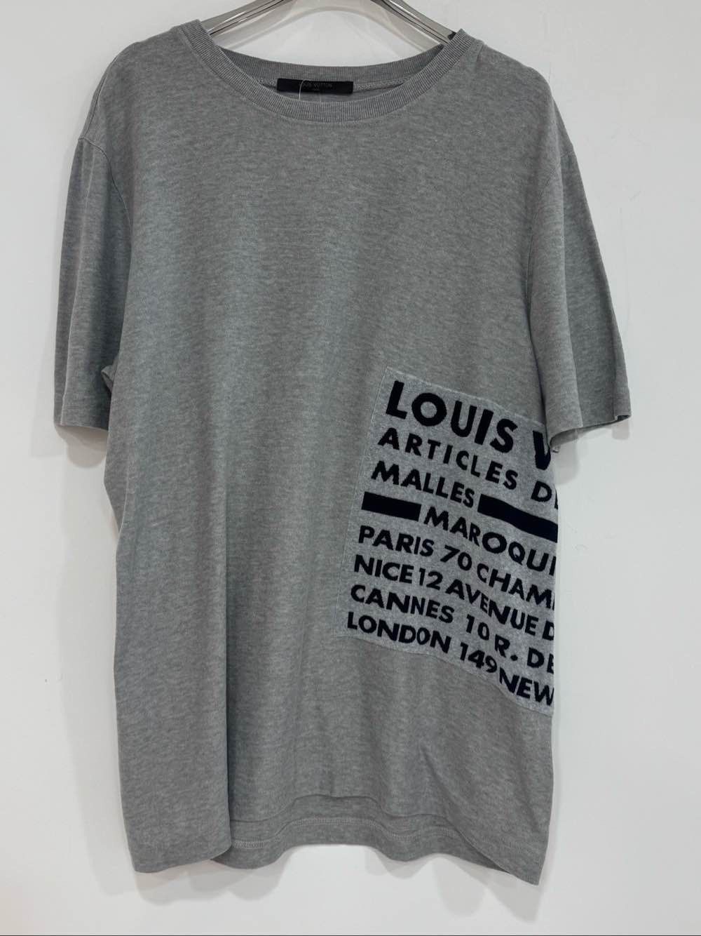 Louis Vuitton Louis Vuitton Articles De Voyage Logo T-Shirt Size XL Size US XL / EU 56 / 4 - 1 Thumbnail