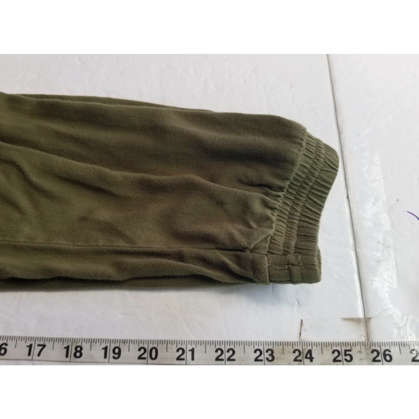 Lucky Brand Lucky Brand Jogger Pants Olive Green Pull On Casual Comfort Size L Women Style Jogger Color Green Size Large Flaws Pic Size 36" / US 14 / IT 50 - 4 Thumbnail