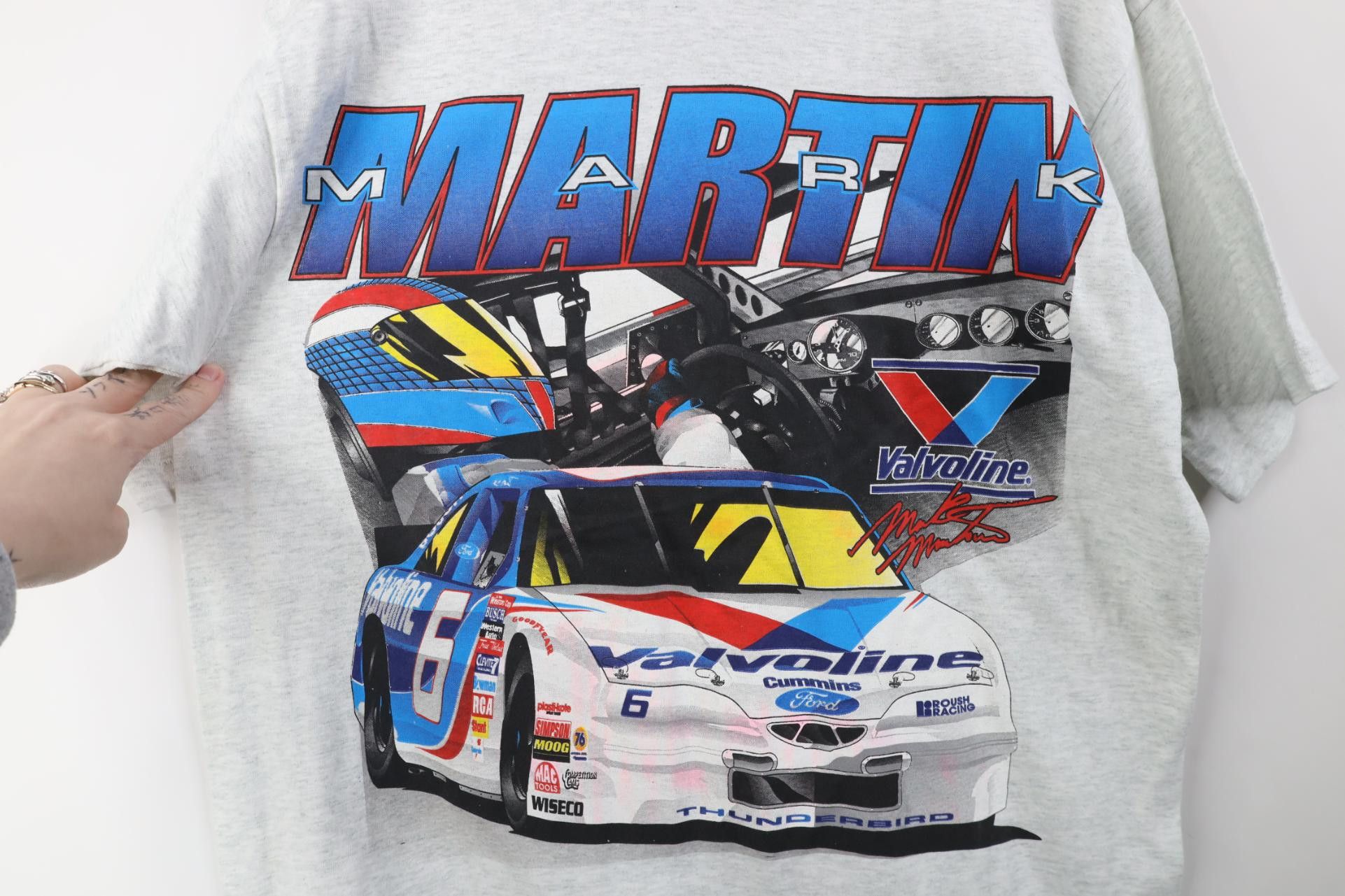 Vintage Vintage 90s NASCAR Mark Martin Valvoline Racing T-Shirt US Size US L / EU 52-54 / 3 - 4 Thumbnail