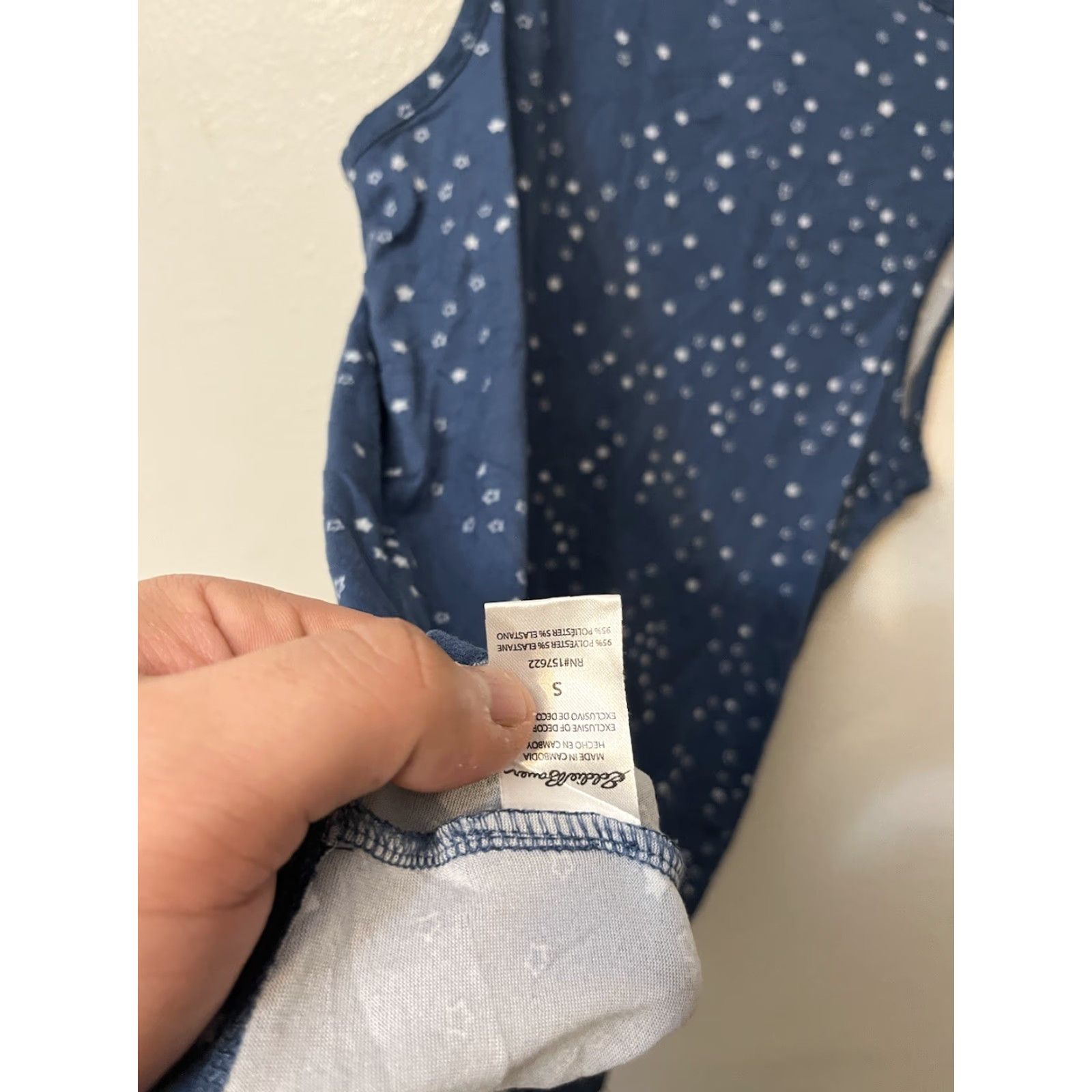 Eddie Bauer Eddie Bauer Sleepwear Tank Top Sleeveless Navy Blue Stars V-Neck S Small Blue Womens Sleep Shirt Tank Top Stars Small Eddie Bauer Size S / US 4 / IT 40 - 4 Thumbnail