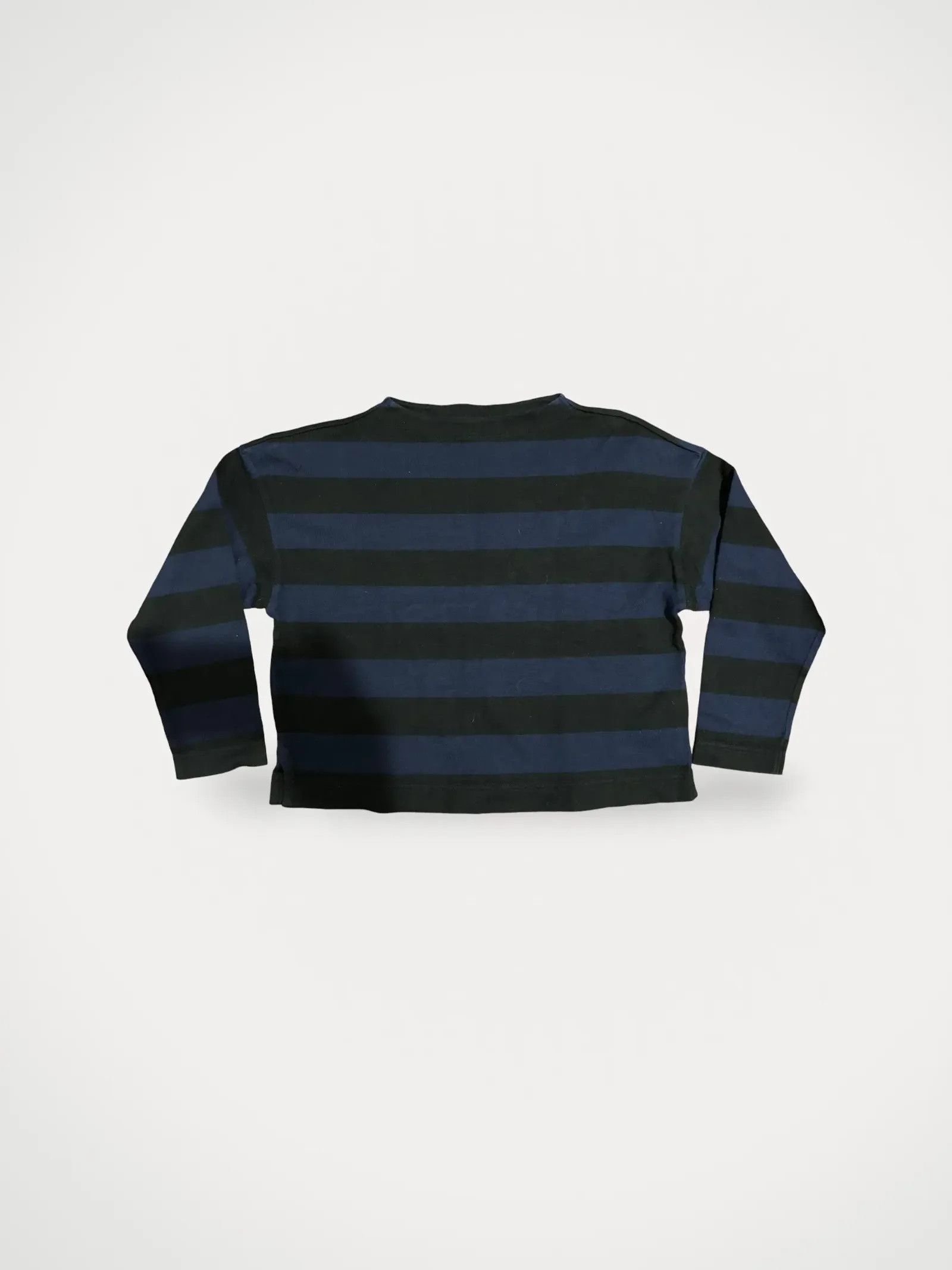 Uniqlo Uniqlo Sweater Size M / US 6-8 / IT 42-44 - 1 Thumbnail