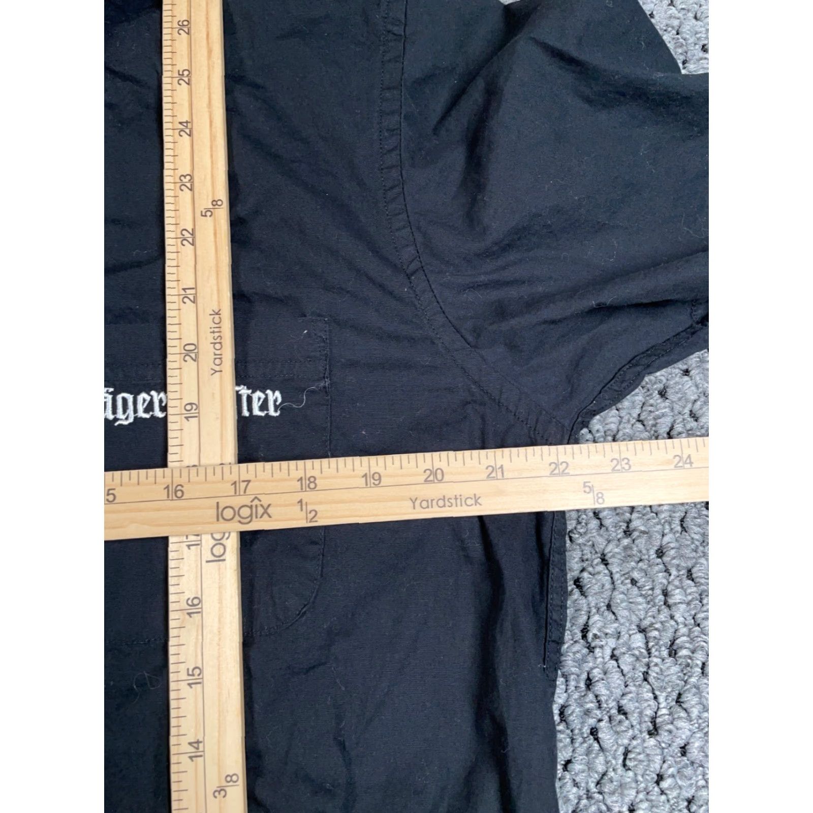 Vintage Jagermeister Embroidered Short Sleeve Shirt Adult Large Black Cotton Button-Up Mens Size US L / EU 52-54 / 3 - 6 Thumbnail