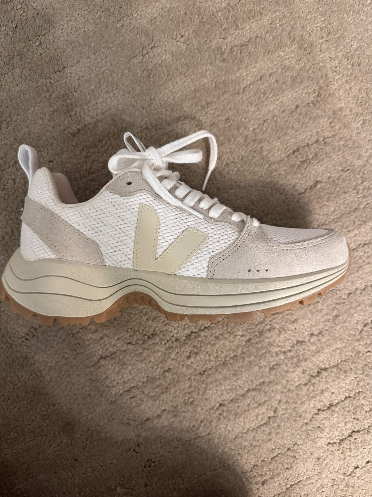 Veja VEJA SNEAKERS: VENTURI ALVEOMESH WHITE PIERRE NATURAL Size US 9 / IT 39 - 7 Thumbnail