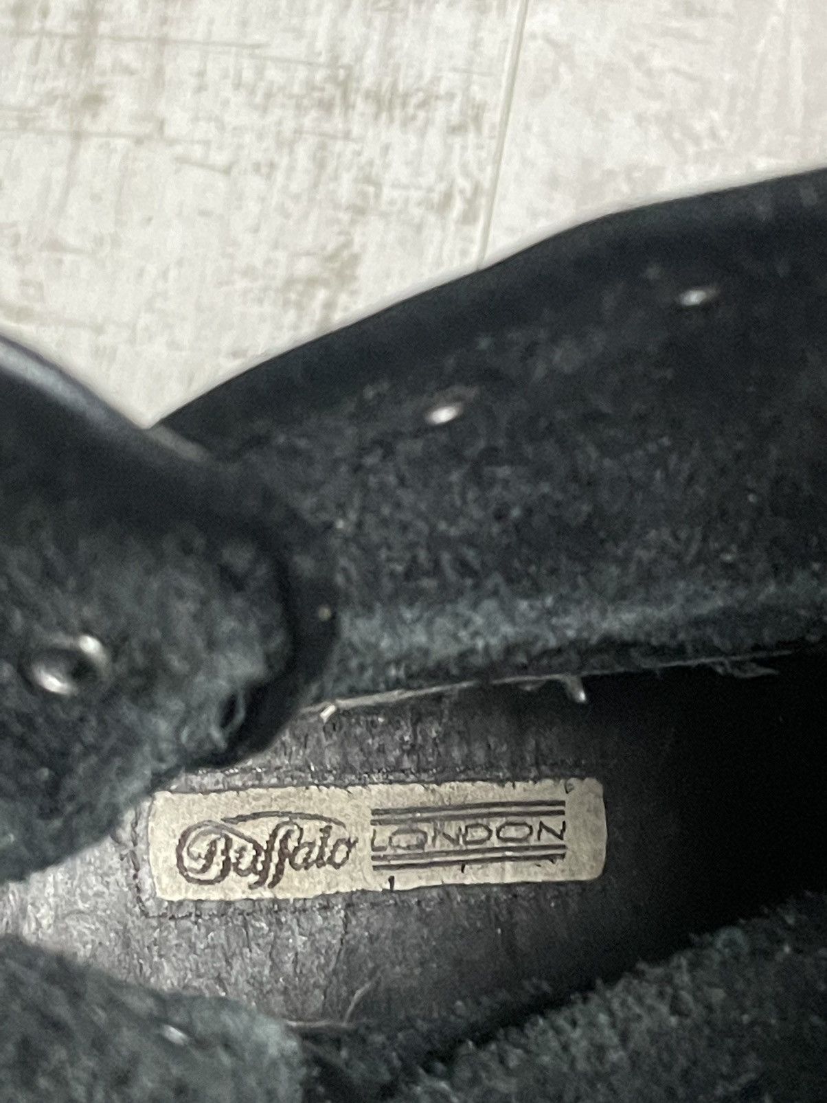 Buffalo London Avant Garde 00’s Buffalo Leather Boots Vintage RARE Size US 9 / IT 39 - 8 Thumbnail