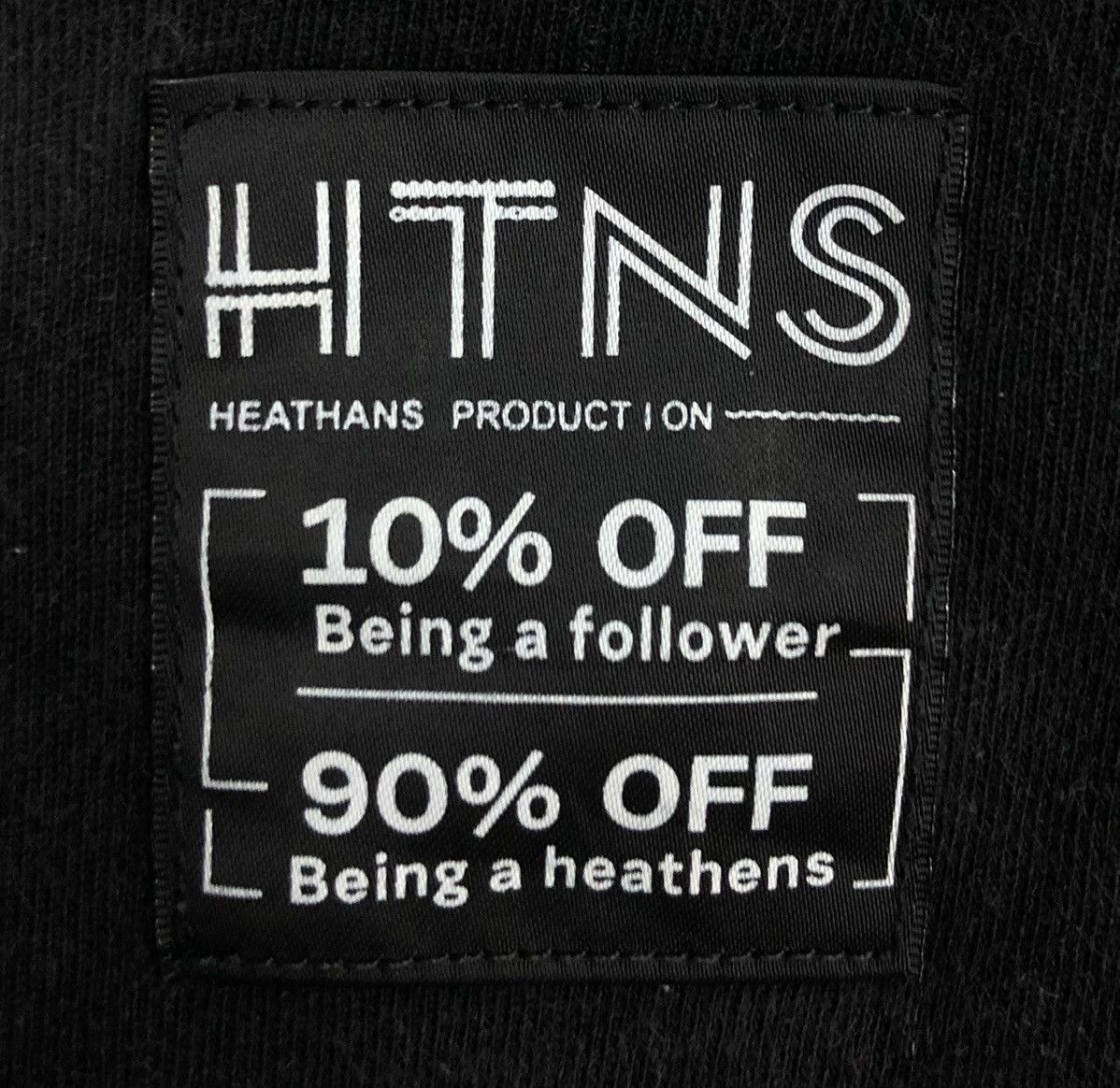 Vintage Vintage Gedpamco Heathans Is Man Good Or Evil H.T.N.S T-Shirt Size US XXL / EU 58 / 5 - 5 Thumbnail