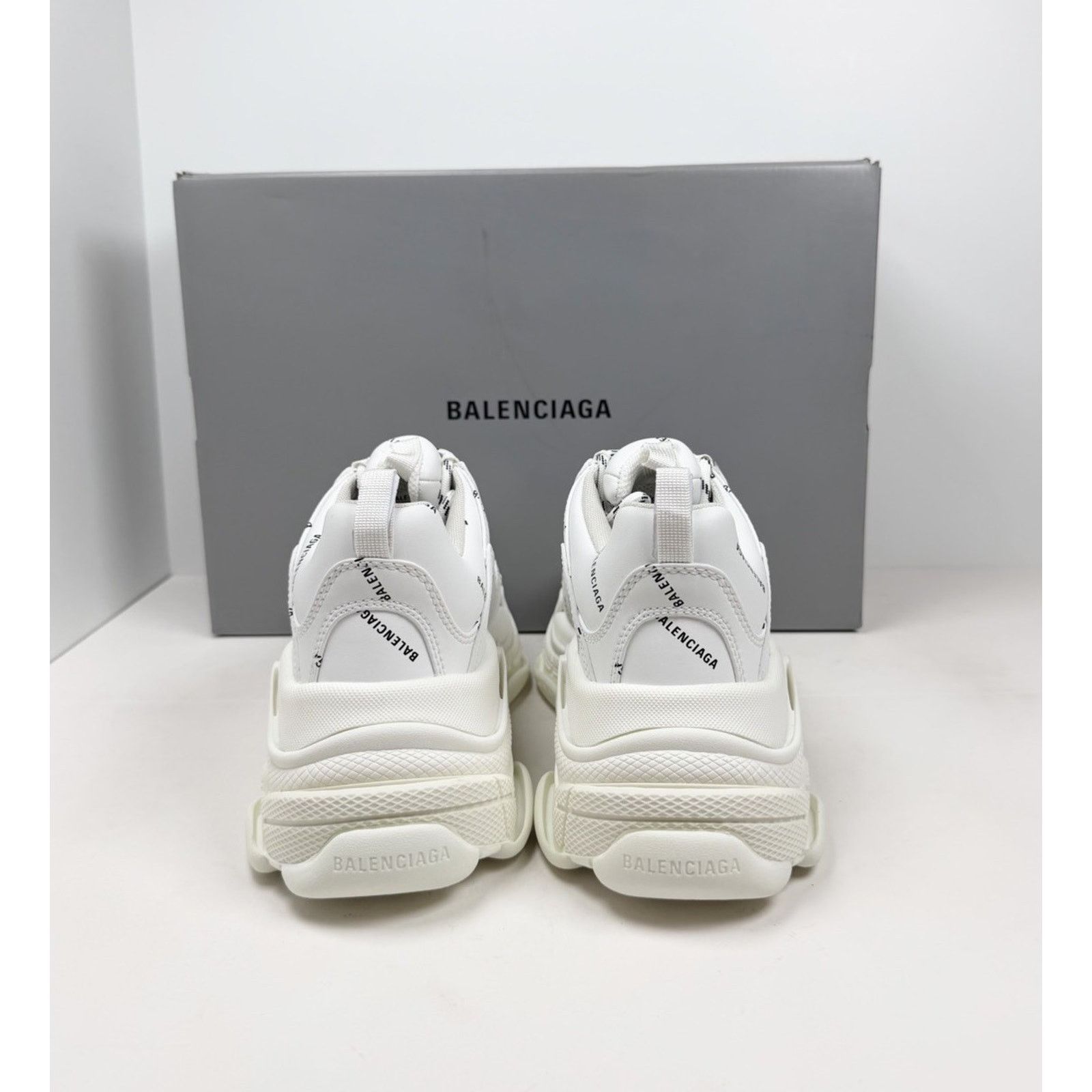 Balenciaga Size 39EU/6US - Balenciaga Triple S Allover Logo NEW Size US 6 / EU 39 - 4 Thumbnail