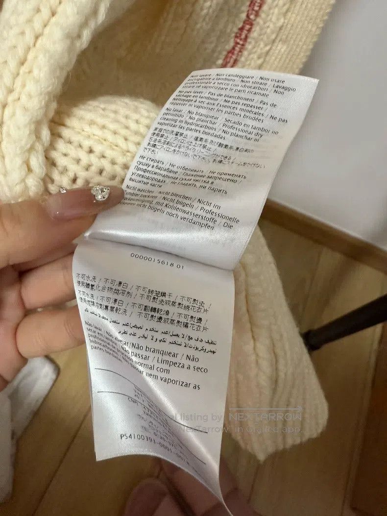 Valentino Valentino Handmade knitted cardigan Size XS / US 0-2 / IT 36-38 - 7 Thumbnail