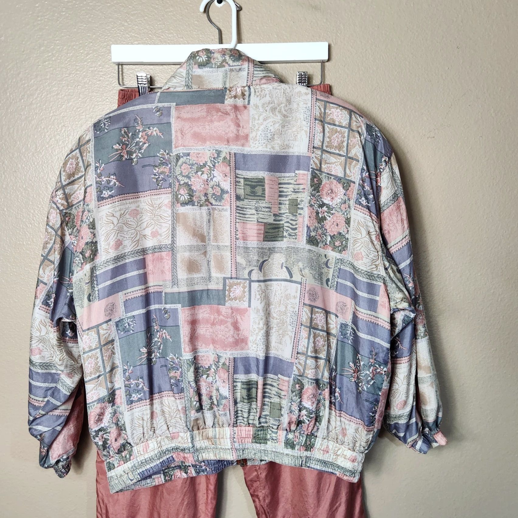Vintage Vtg Stunt Womens Petite |LP| Pink 100% Silk 2 Piece Track Suit Size L / US 10 / IT 46 - 4 Thumbnail