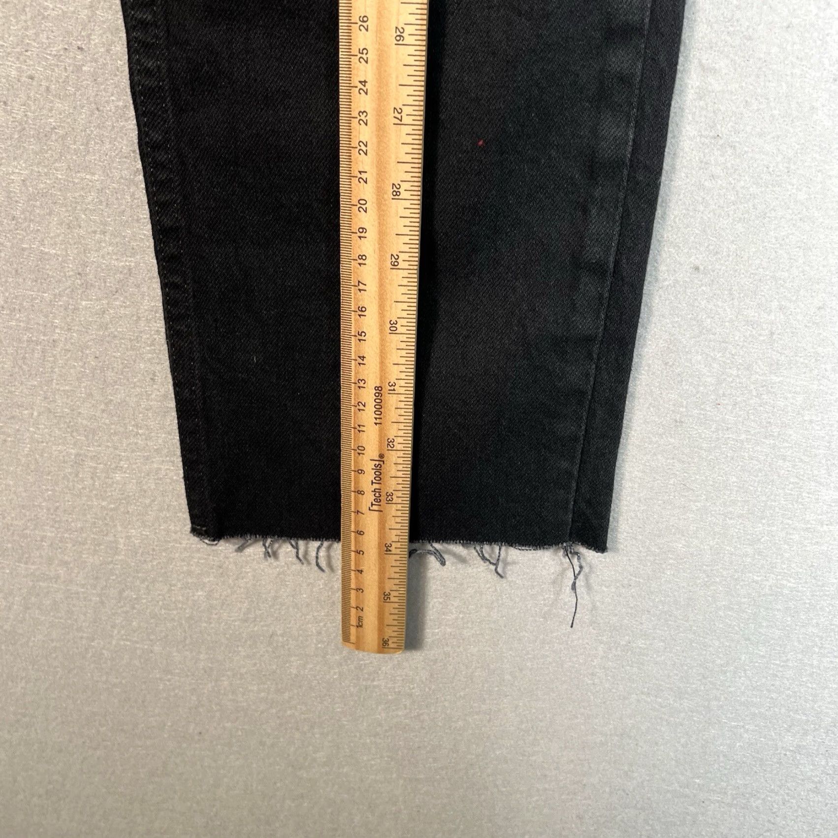 Topshop NWT! Topshop Jeans Womens Size W28 L30 Black Straight Raw Hem Size 26" / US 2 / IT 38 - 3 Thumbnail