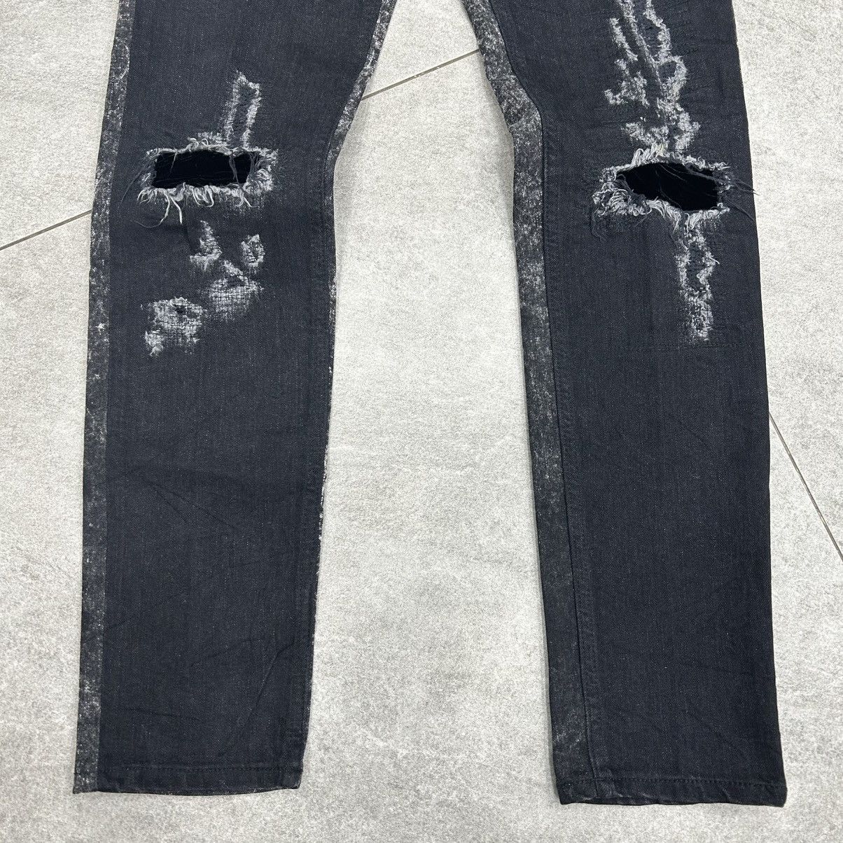 Diet Butcher Slim Skin RAREDiet Butcher Slim Skin 2016 Fall Winter Distrrssed Pants Size US 31 - 13 Thumbnail