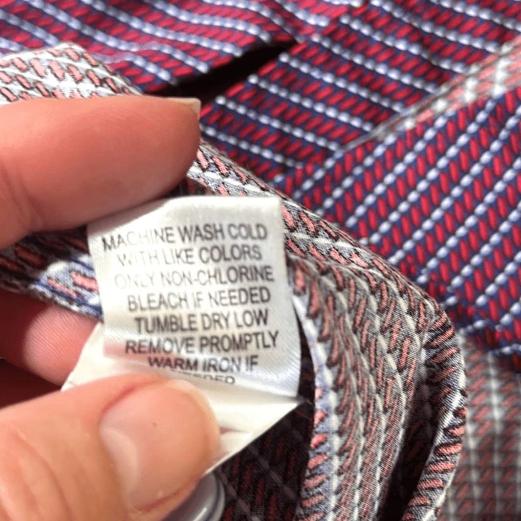 Johnston & Murphy Johnston & Murphy Shirt Mens Medium Red Blue Flip Cuff Fish All Over Print AOP Geometric Print Long Sleeve Button-Up Reg Regular Color Multicolor B2B Size US M / EU 48-50 / 2 - 8 Thumbnail
