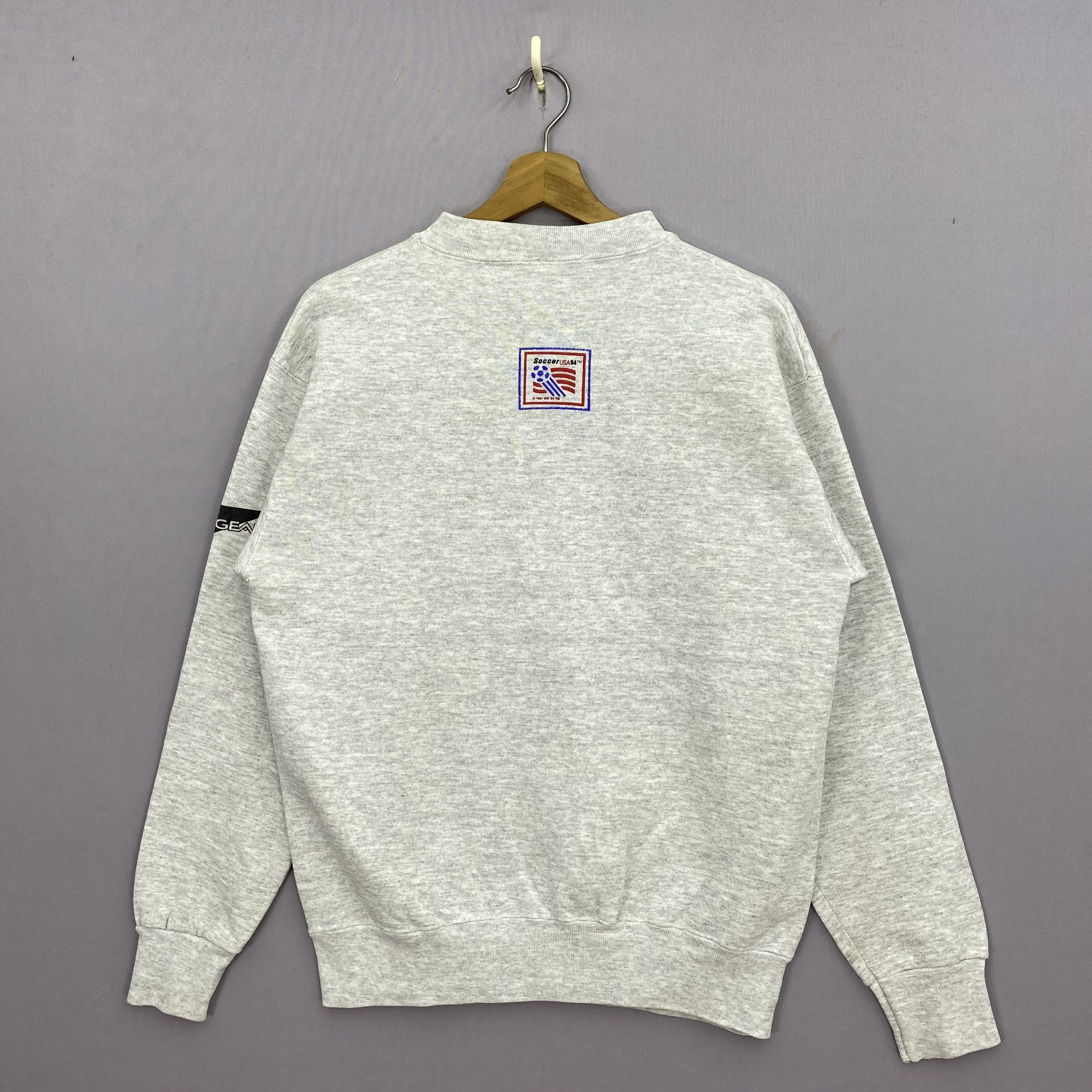 Vintage Vintage 90s World Soccer USA Cup 94 Sweater Sweatshirt Size US S / EU 44-46 / 1 - 2 Thumbnail
