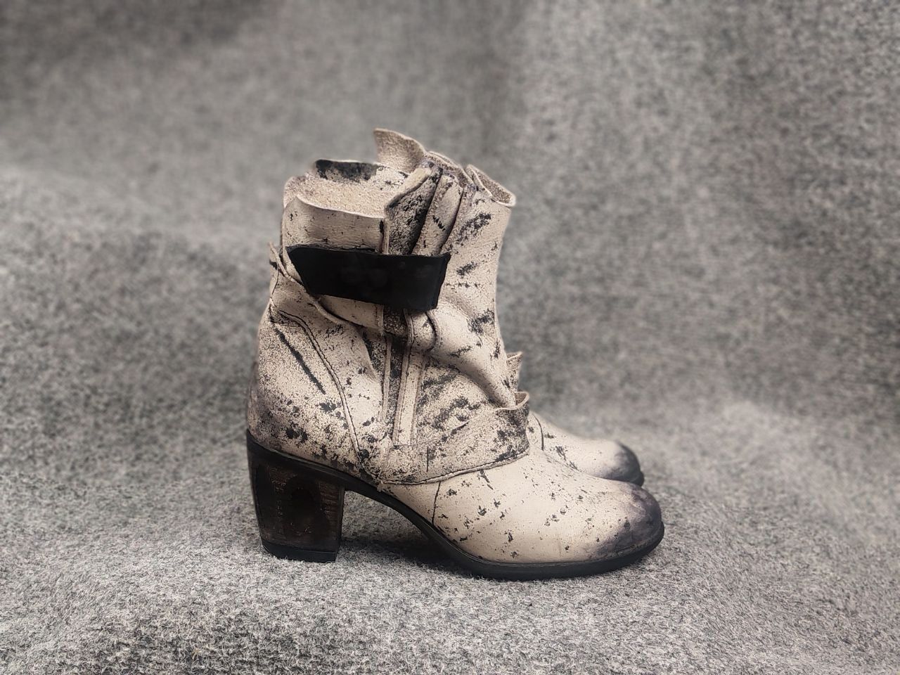 If Six Was Nine Vintage Papucei leather Ankle boots aged Ann MA+ guidi style Size US 10 / IT 40 - 2 Thumbnail
