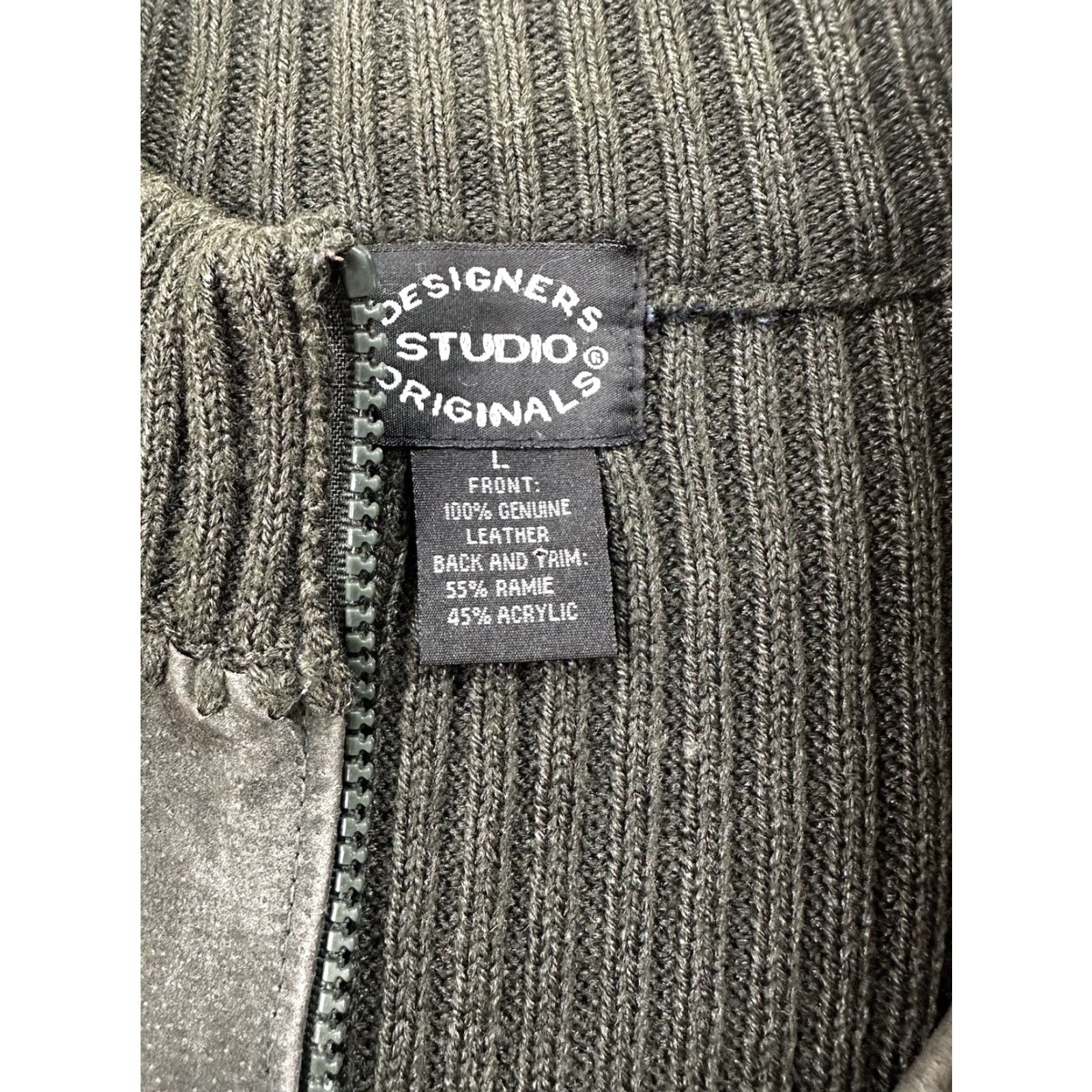 Vintage VINTAGE Women’s Large Suede Full Zip Sweater Vest Green Patchwork Leather V3J Size L / US 10 / IT 46 - 3 Thumbnail