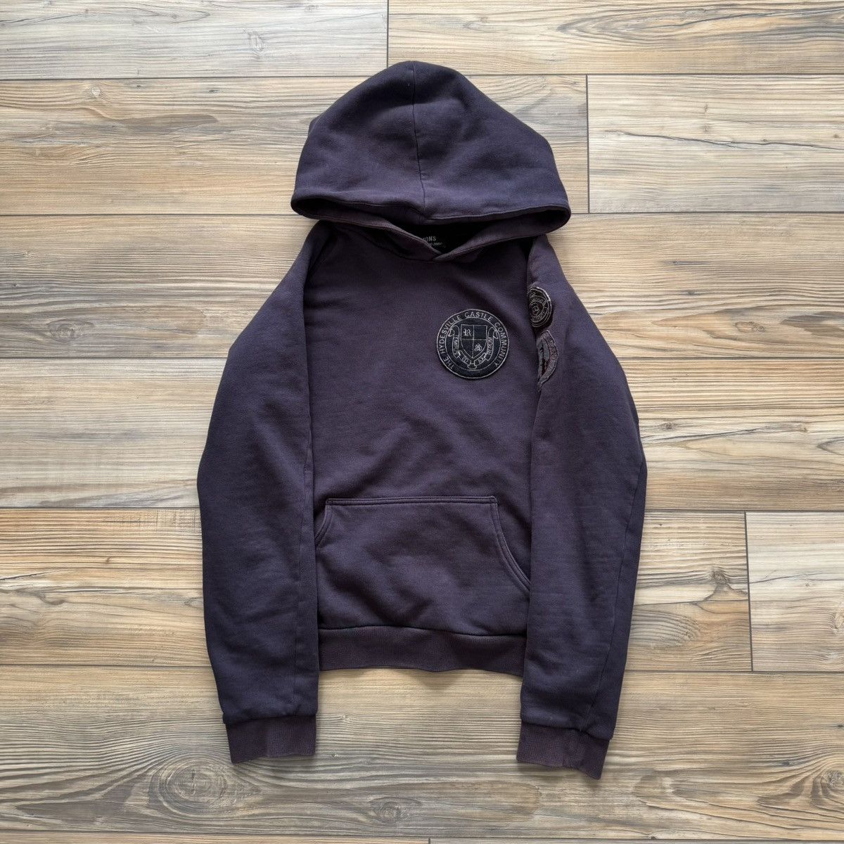 Raf Simons raf simons AW2000 ‘confusion’ patch hoodie Size US S / EU 44-46 / 1 - 1 Thumbnail