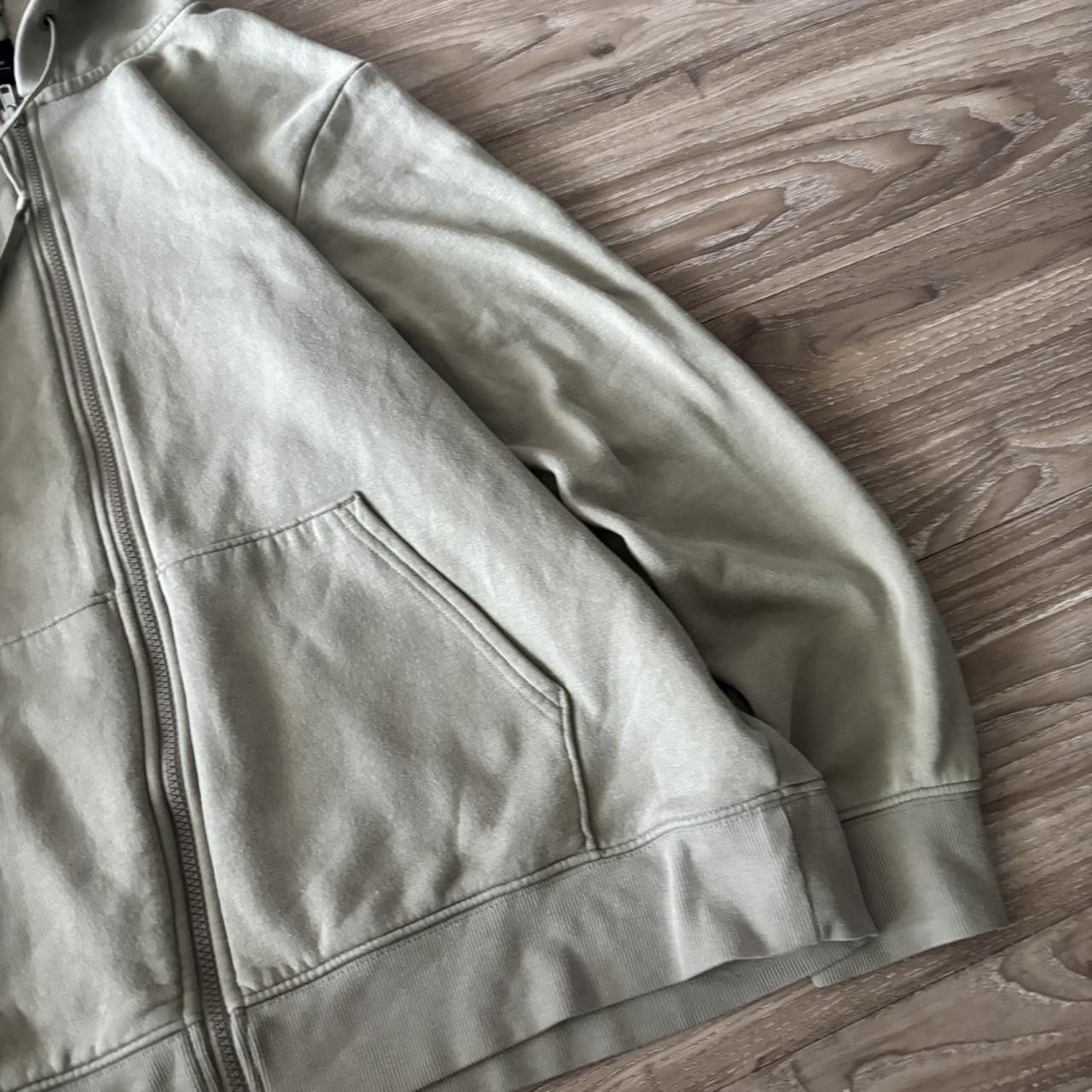 Japanese Brand Crazy Vintage Y2K/2000s Faded Sage Green Blank Essential Zip Up Hoodie! Size XL Size US XL / EU 56 / 4 - 4 Thumbnail