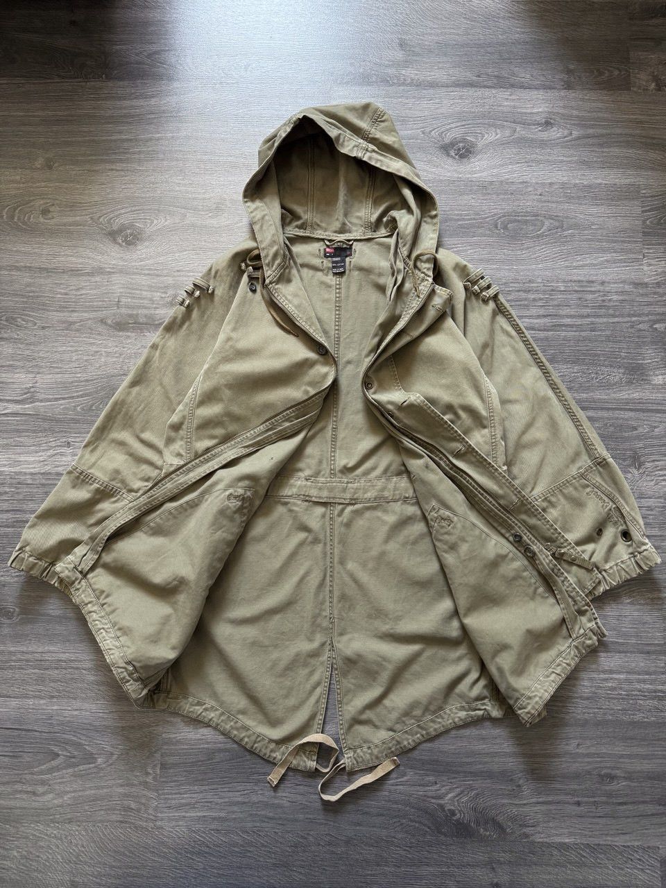 Diesel Vintage DIESEL Fishtail Coat Jacket Archive Techwear Size US S / EU 44-46 / 1 - 4 Thumbnail